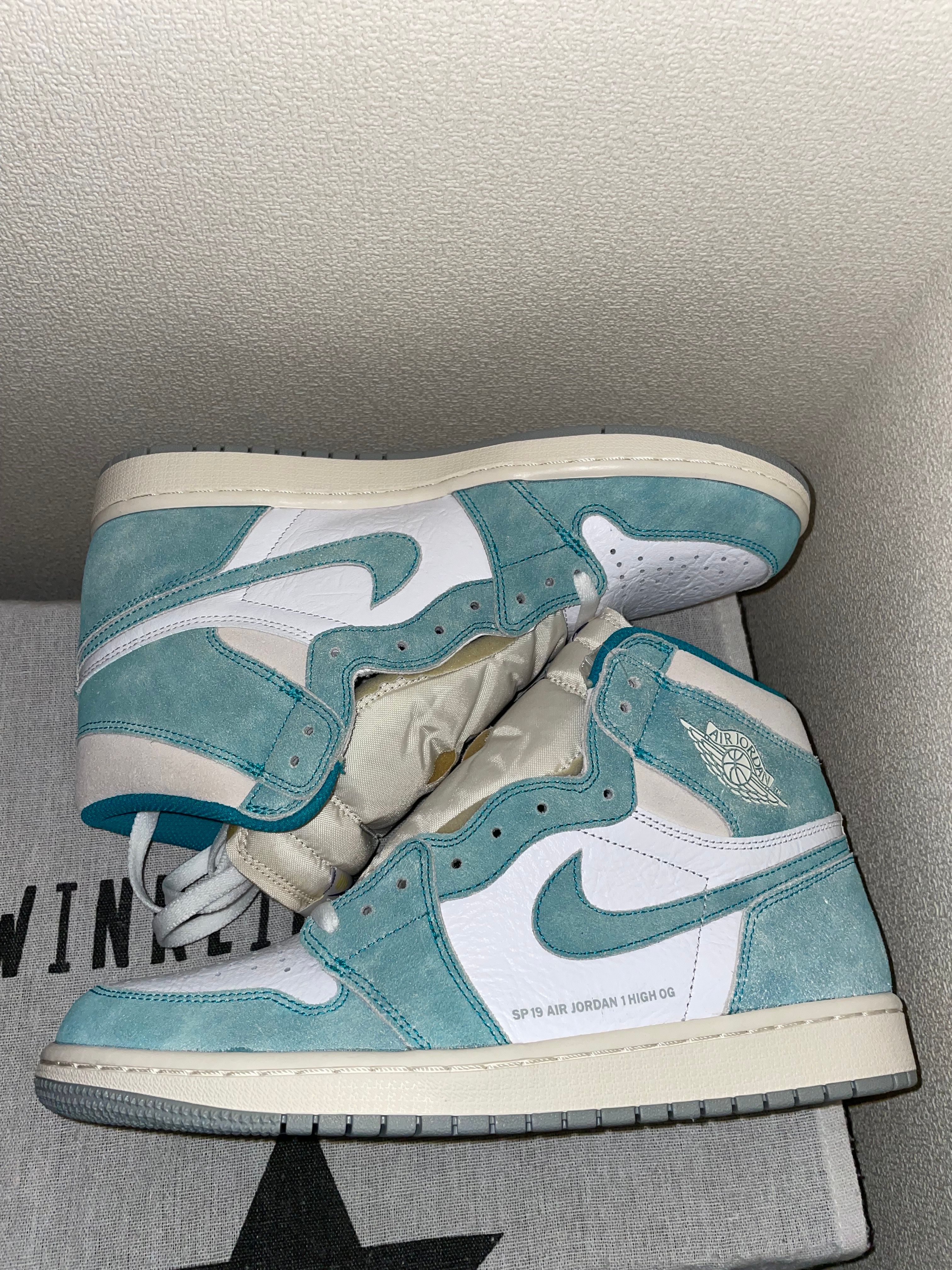 Nike Air Jordan 1 Retro High OG "Turbo Green"