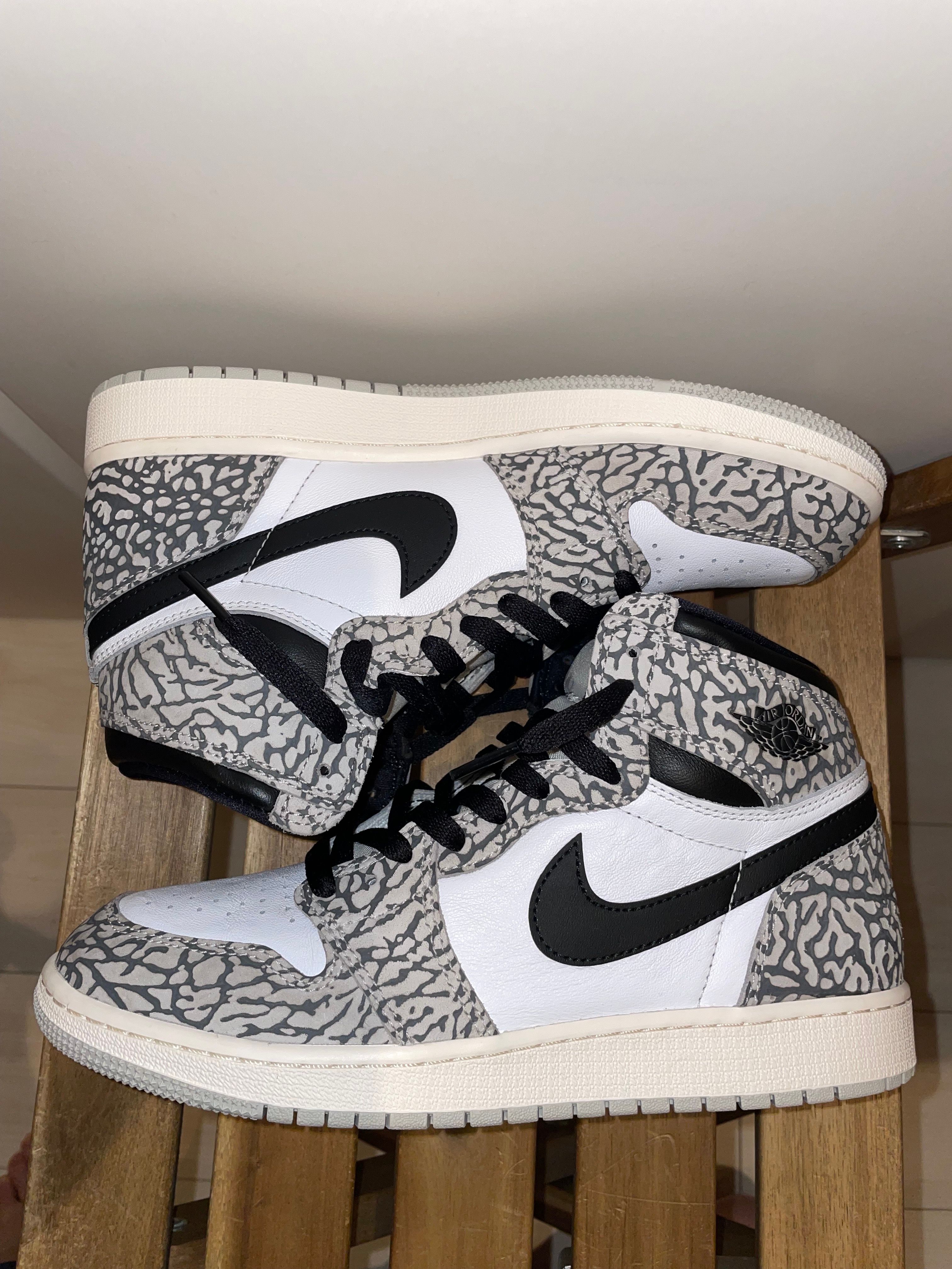 Nike GS Air Jordan 1 High OG "White Cement"