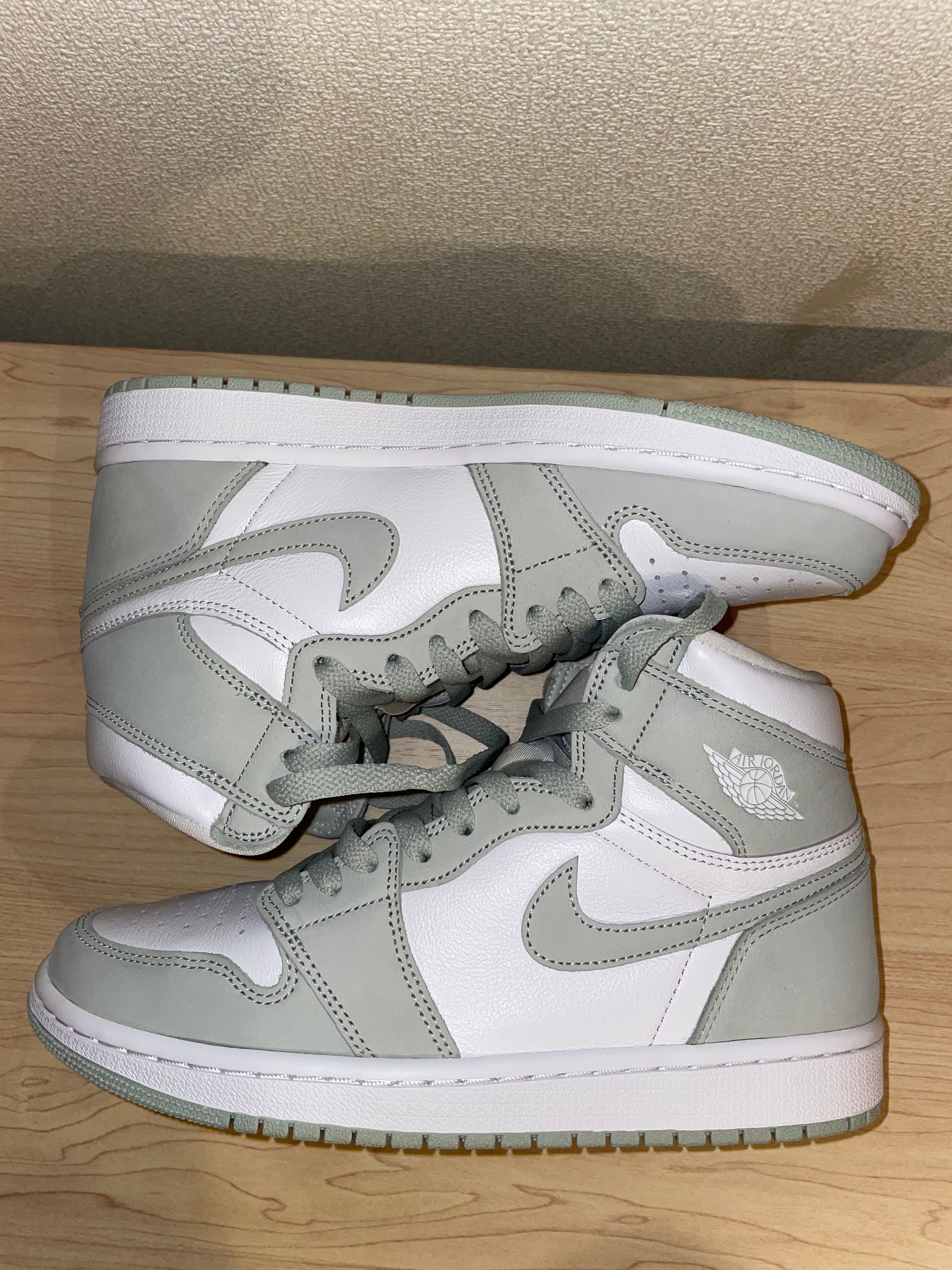 Nike Women's Air Jordan 1 High OG "Seafoam"