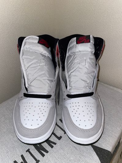 Nike Air Jordan 1 High OG "White/Black/Light Smoke Grey"