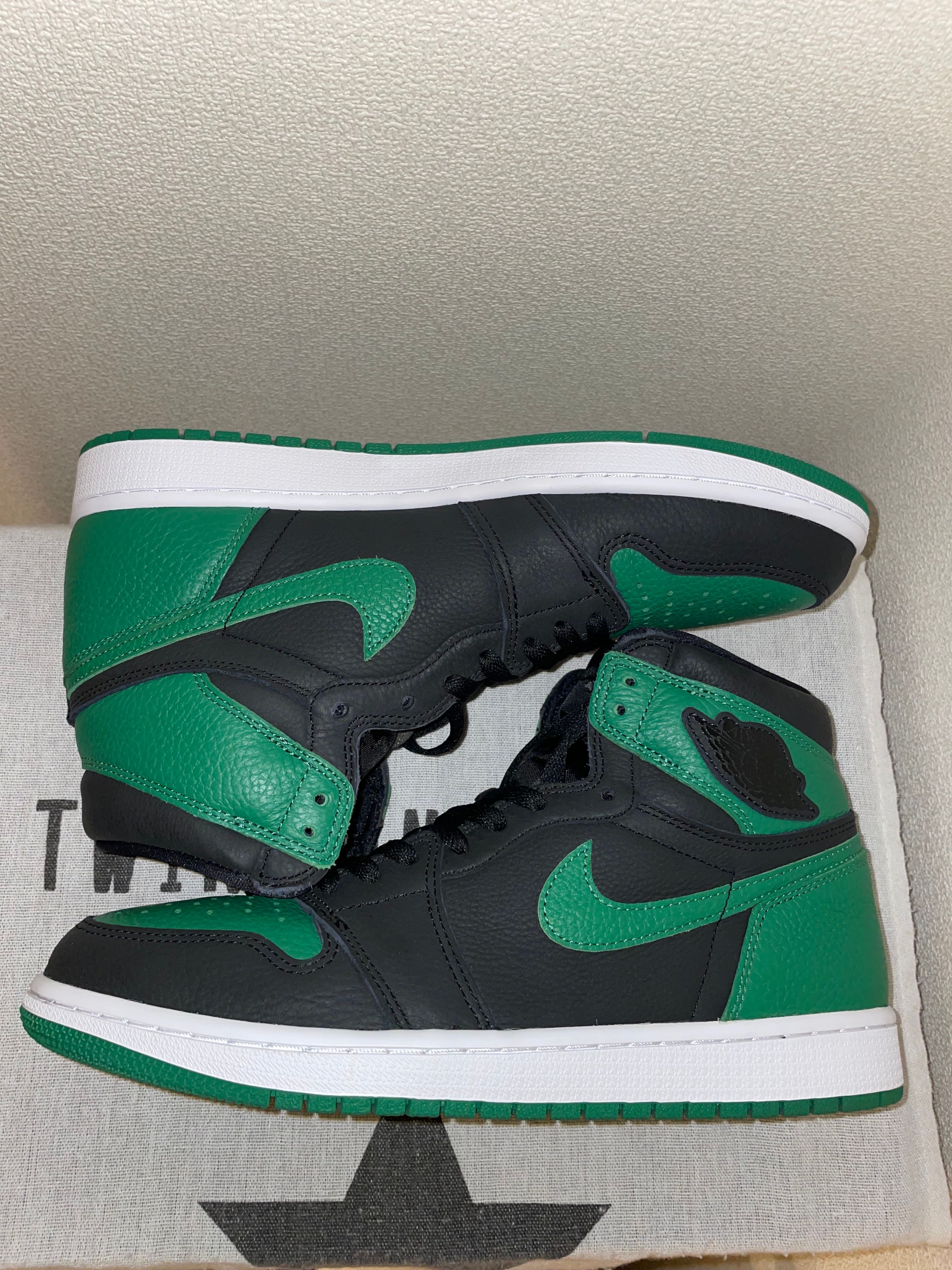 Nike Air Jordan 1 Retro High OG "Black/Pine Green" (2020)      
