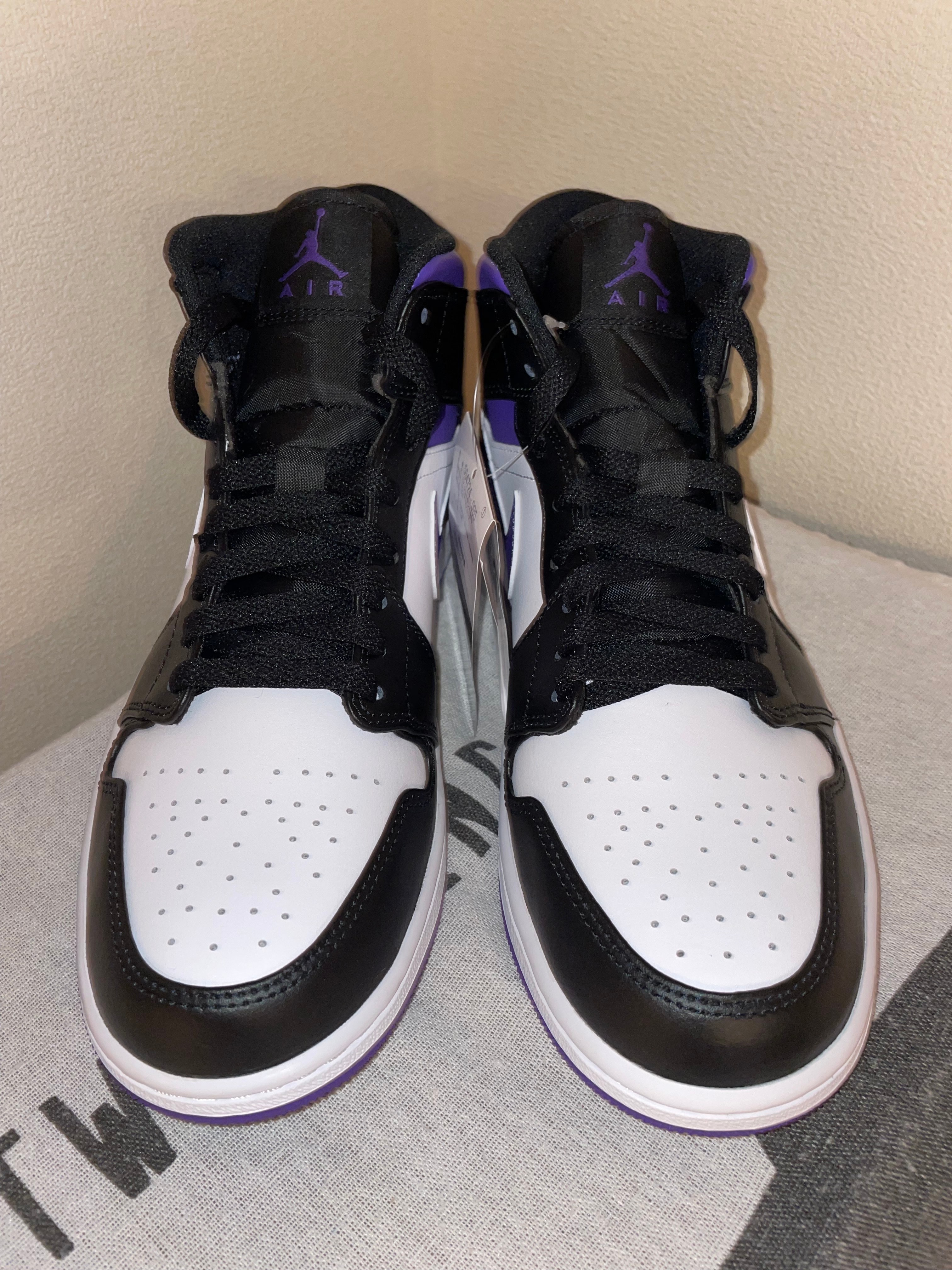 Nike Air Jordan 1 Mid "Black/Court Purple"
