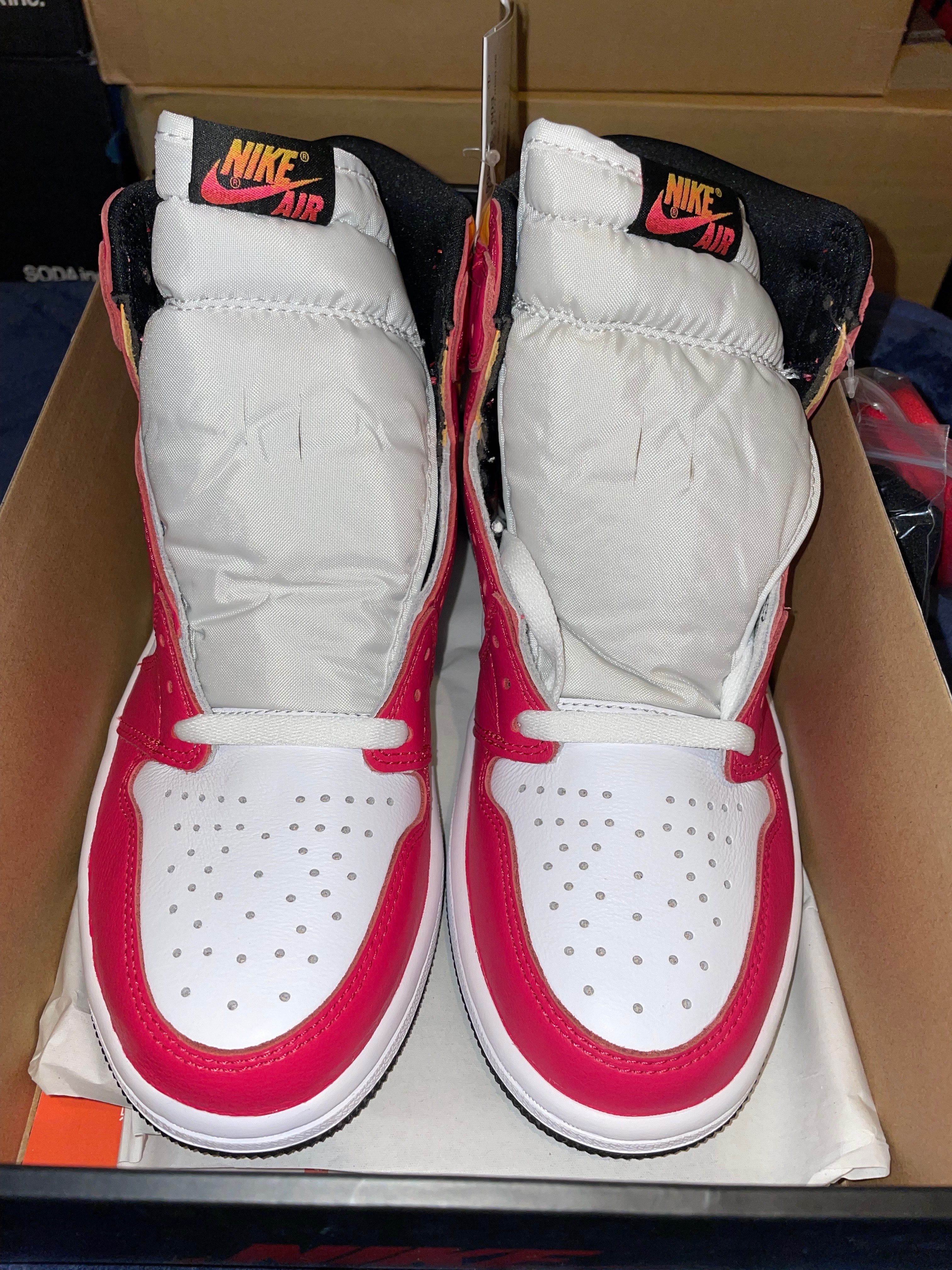 Nike Air Jordan 1 High OG "Light Fusion Red"
