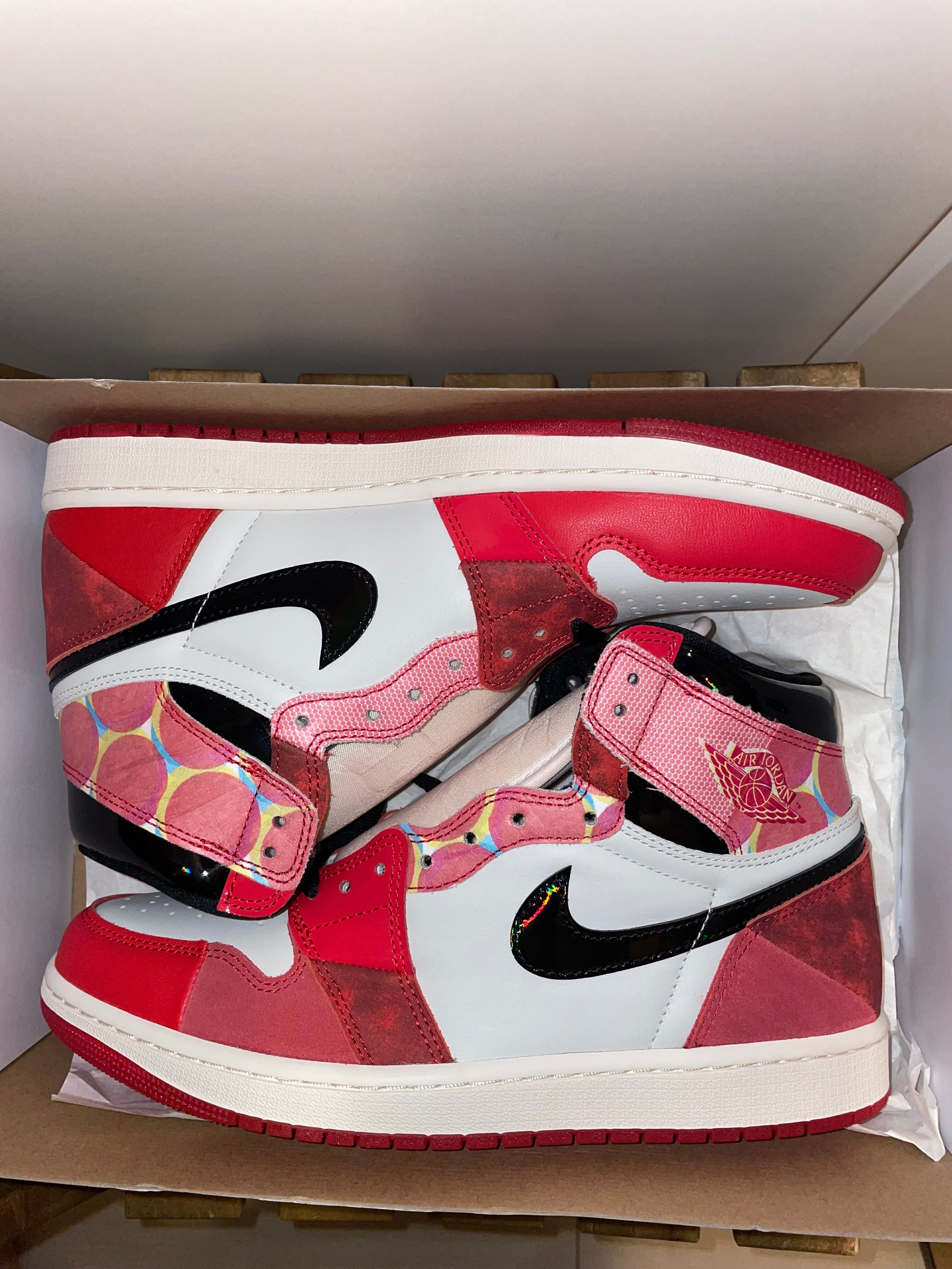 Spider-Man × Nike Air Jordan 1 Retro High OG SP "Spider-Man: Across the Spider-Verse/University Red"