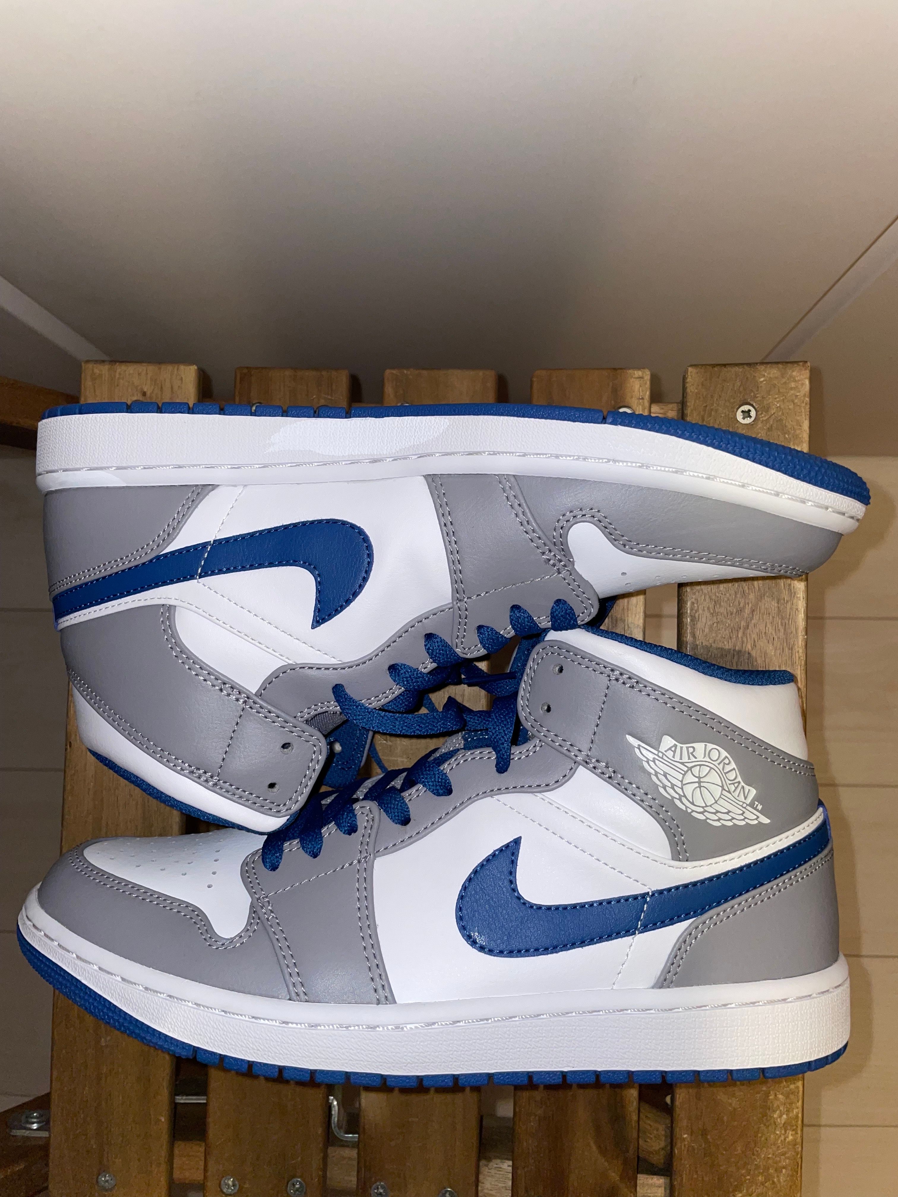 Nike Air Jordan 1 Mid "True Blue"