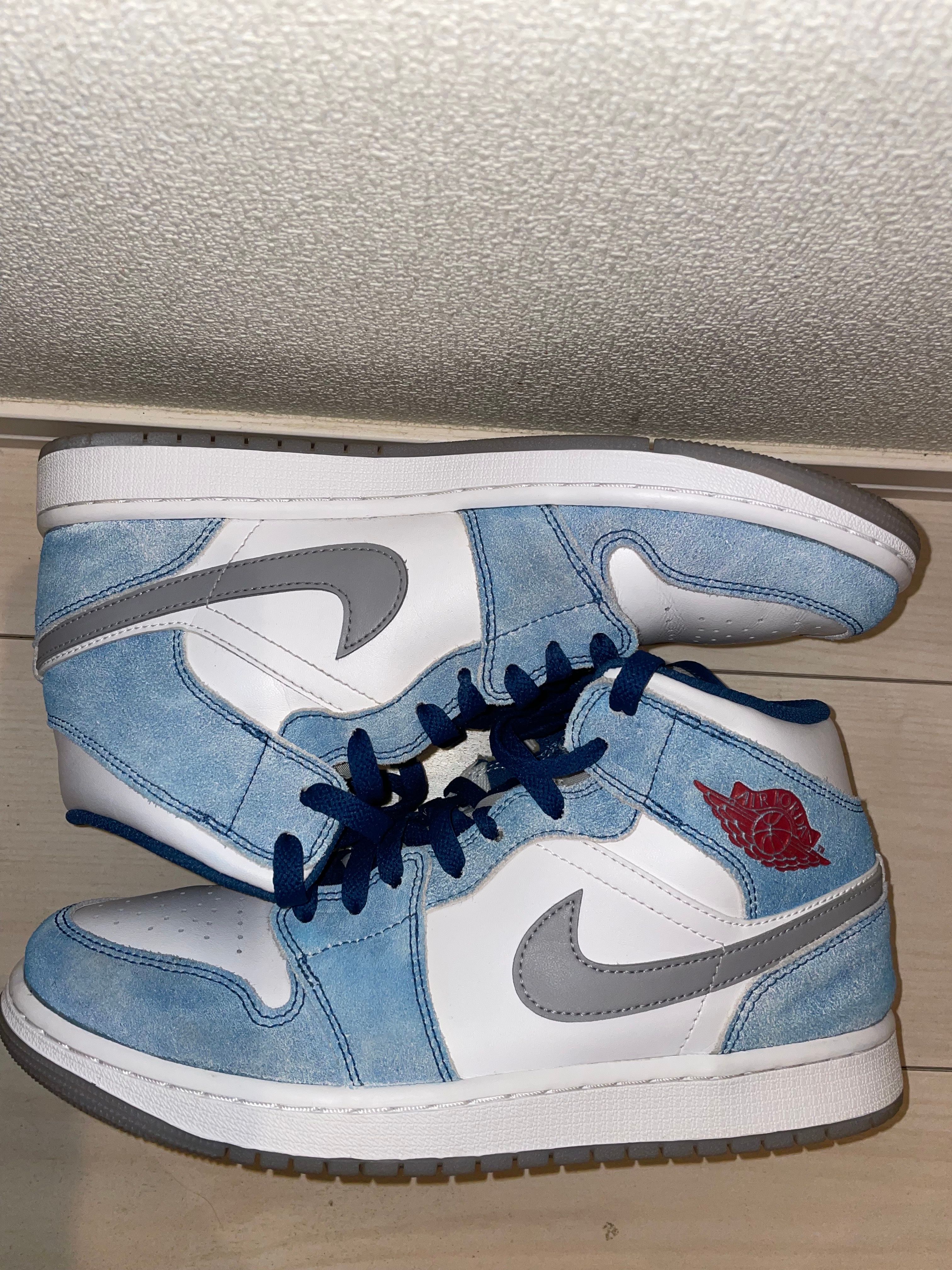 Nike Air Jordan 1 Mid SE "White/Hyper Royal/Red"