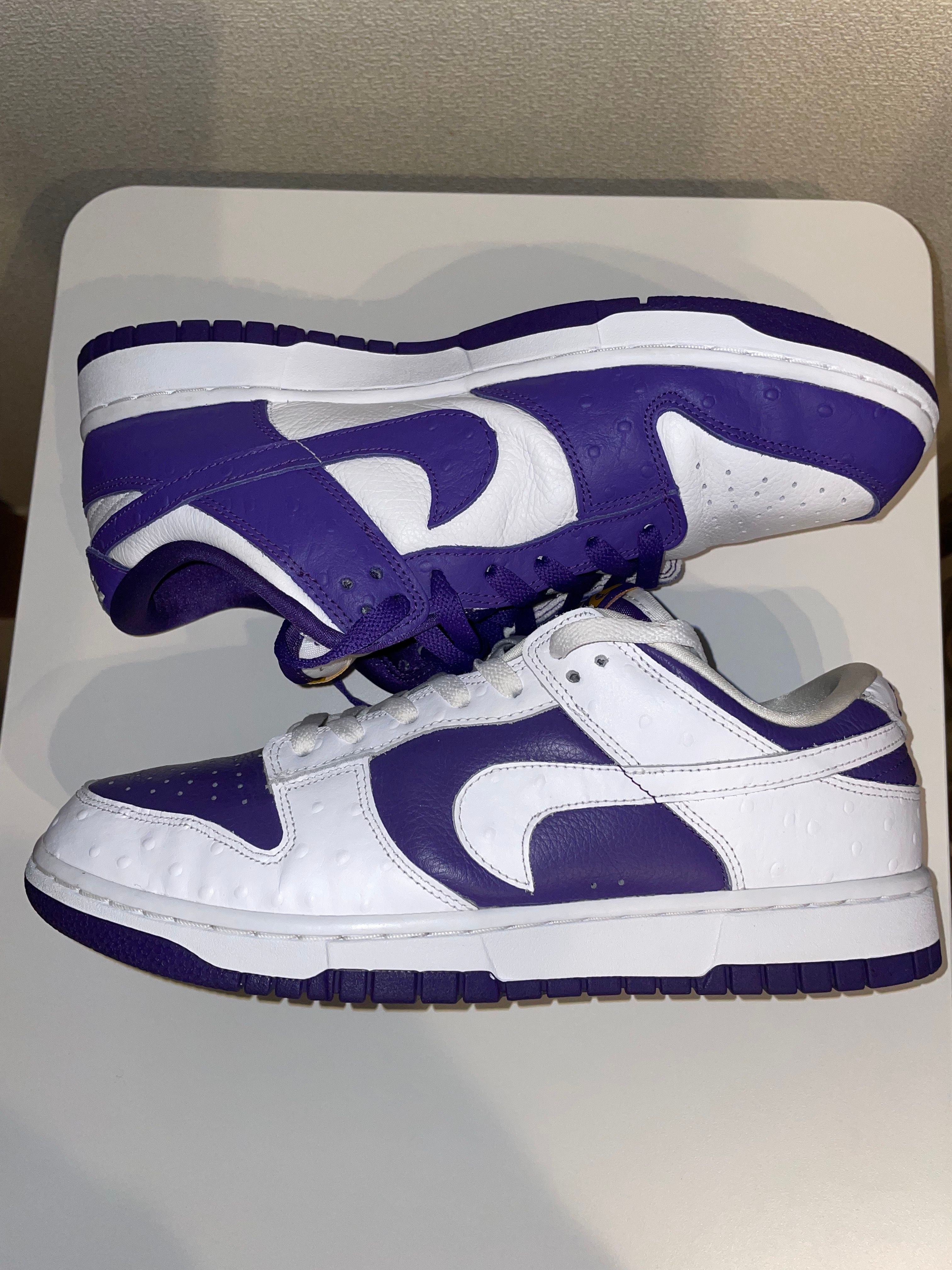 Nike Women's Dunk Low "Made You Look"