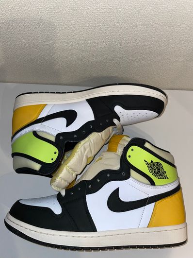 Nike Air Jordan 1 High OG "Volt Gold"