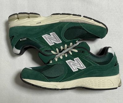 New Balance 2002R "Forest Green"