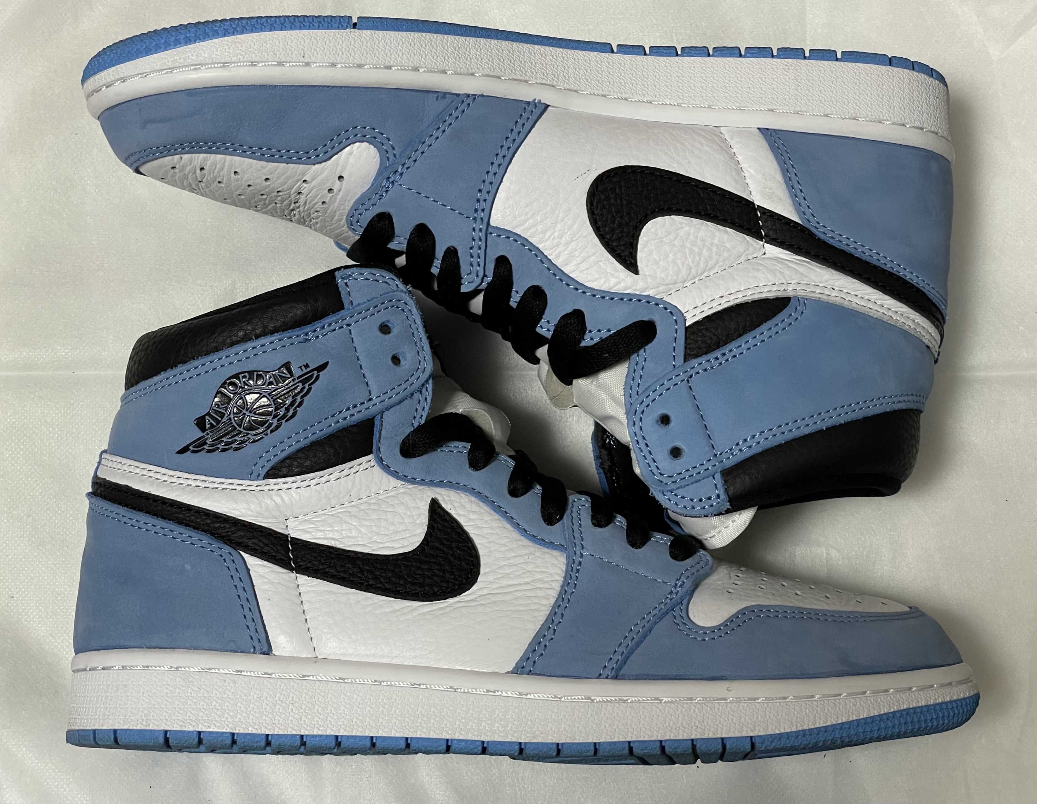 Nike Air Jordan 1 High OG "University Blue"