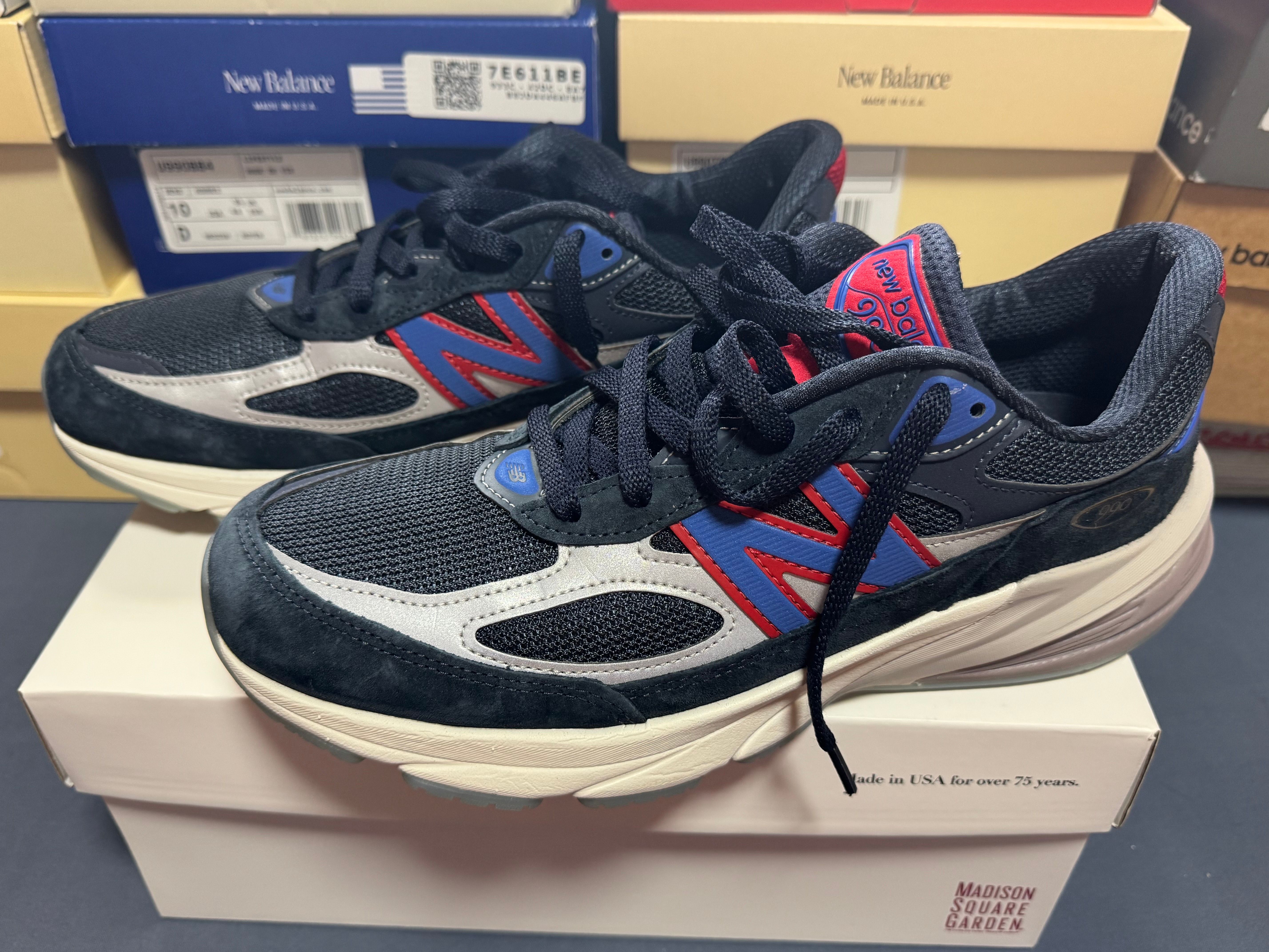KITH × New Balance 990V6 Madison Square Garden "Navy"