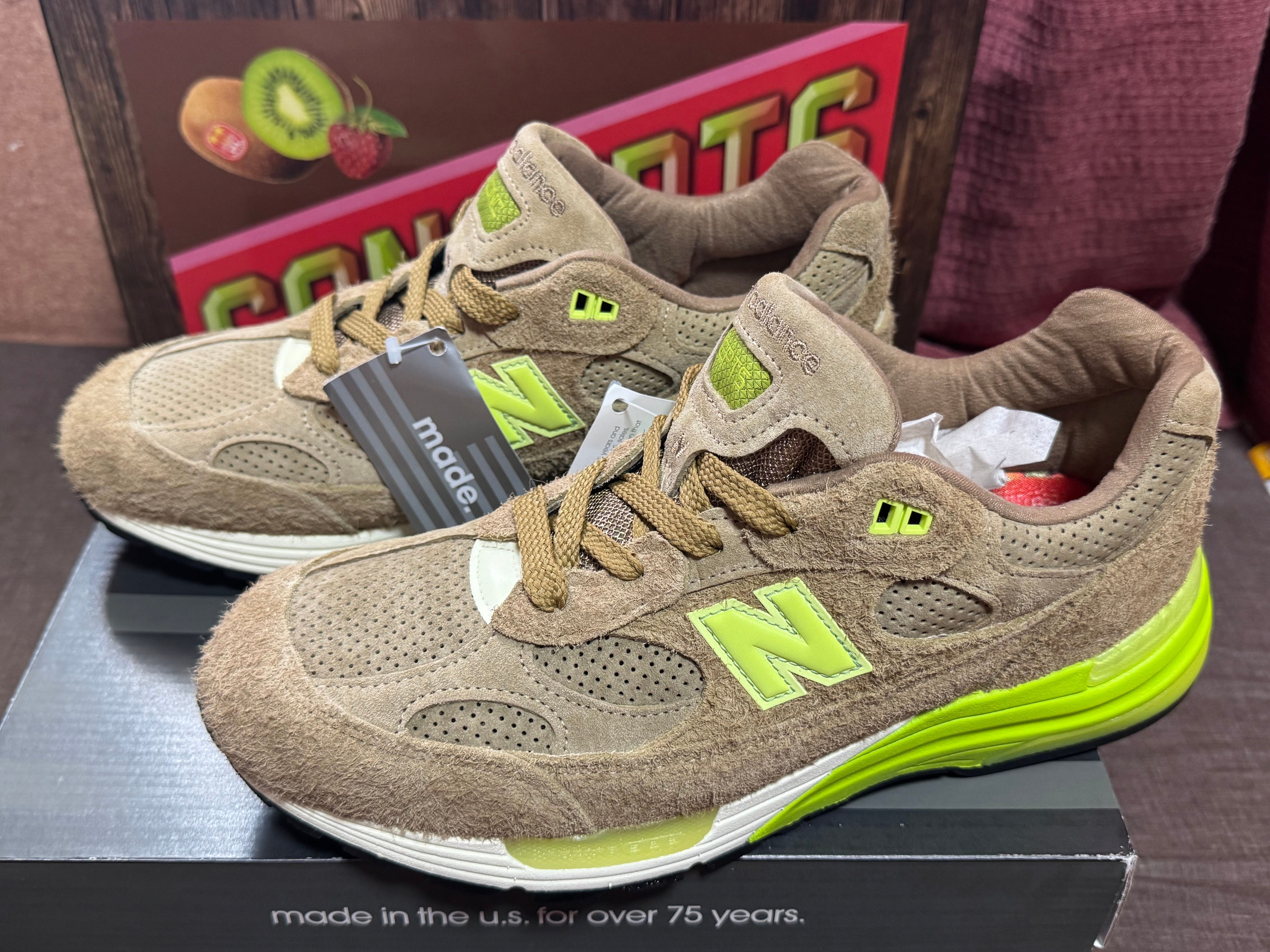 ニューバランス(NEW BALANCE)スニーカー 人気の新作/中古通販