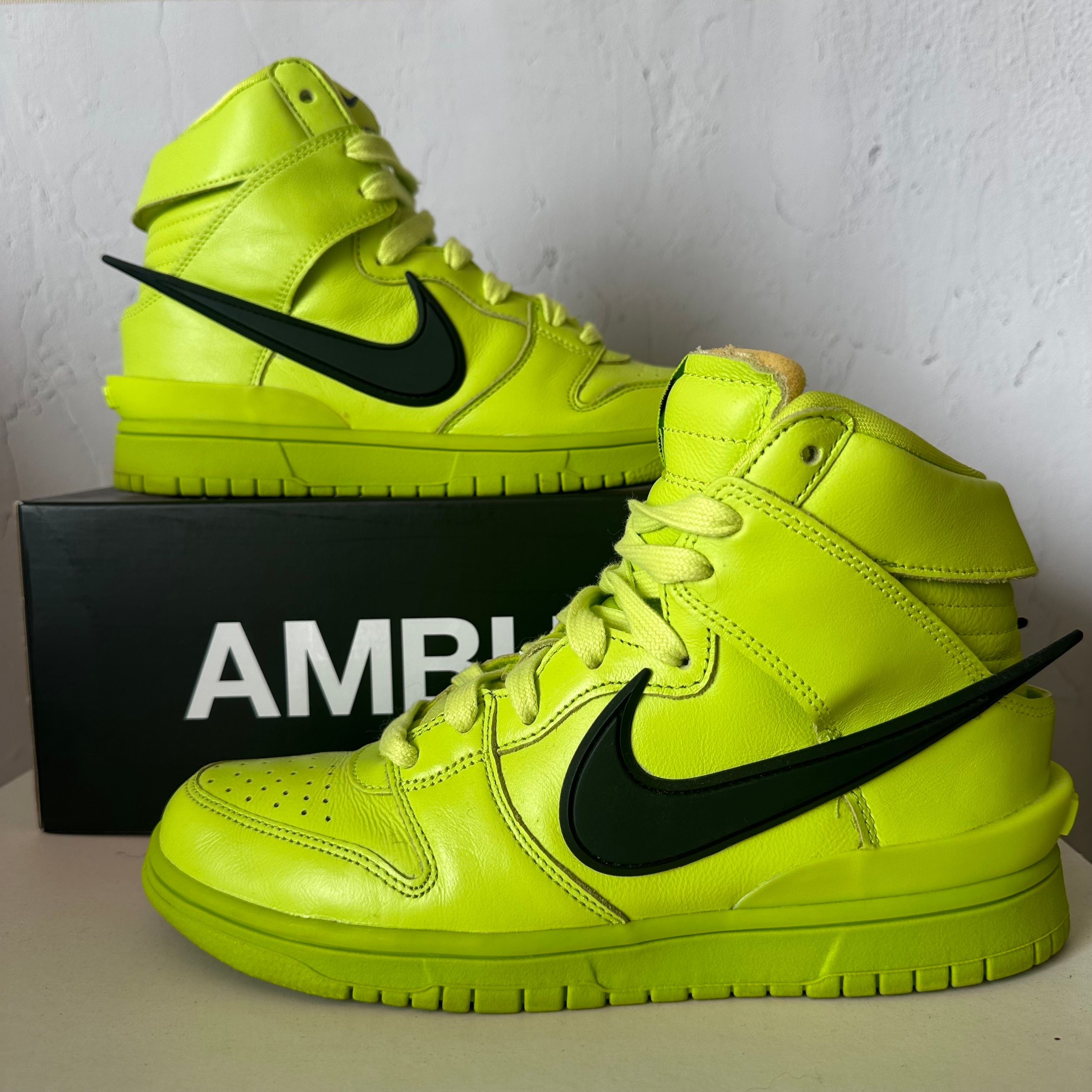 AMBUSH × NIKE DUNK HIGH "FLASH LIME"