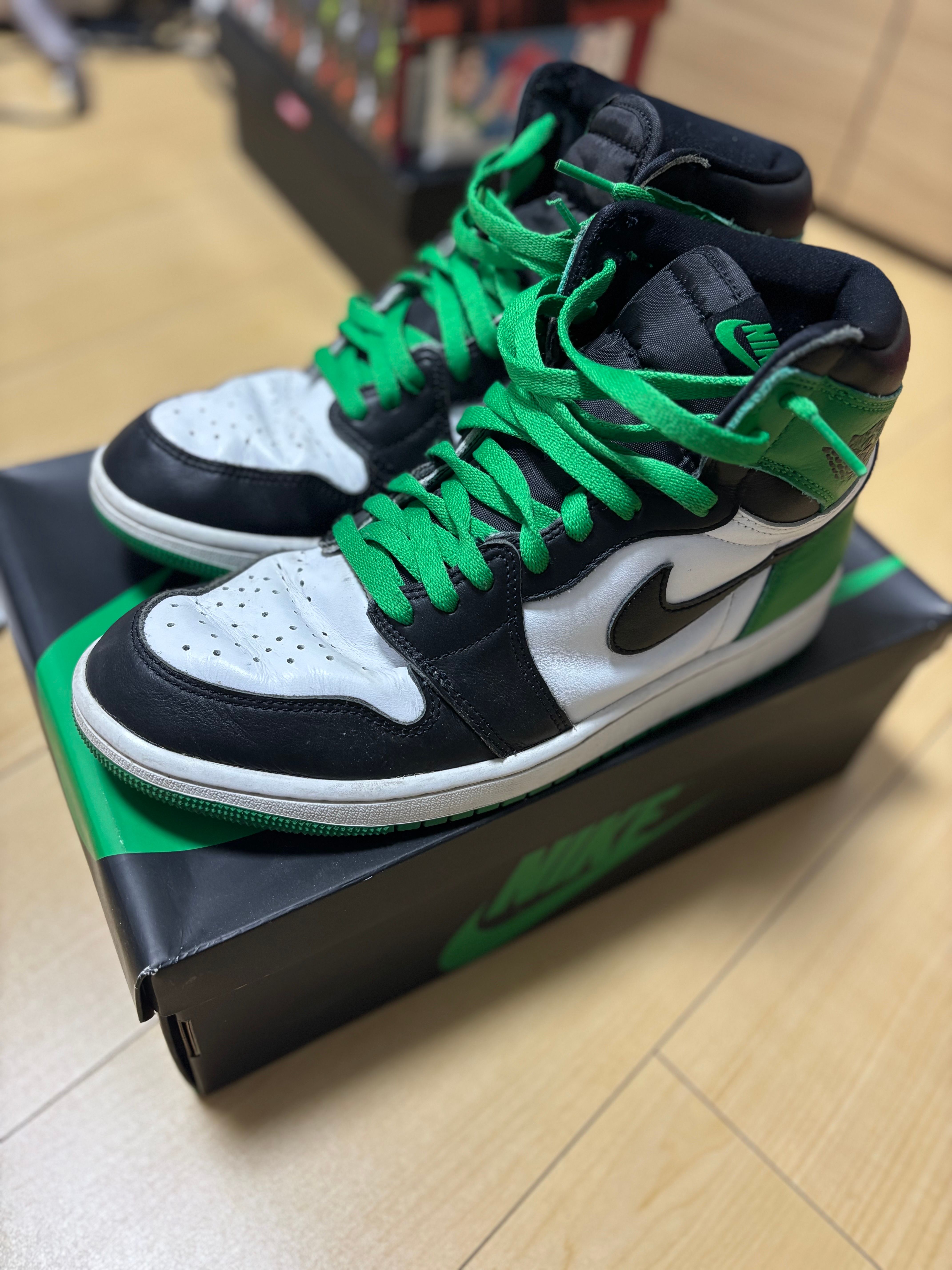 Nike Air Jordan 1 Retro High OG "Celtics/Black and Lucky Green" (2023)