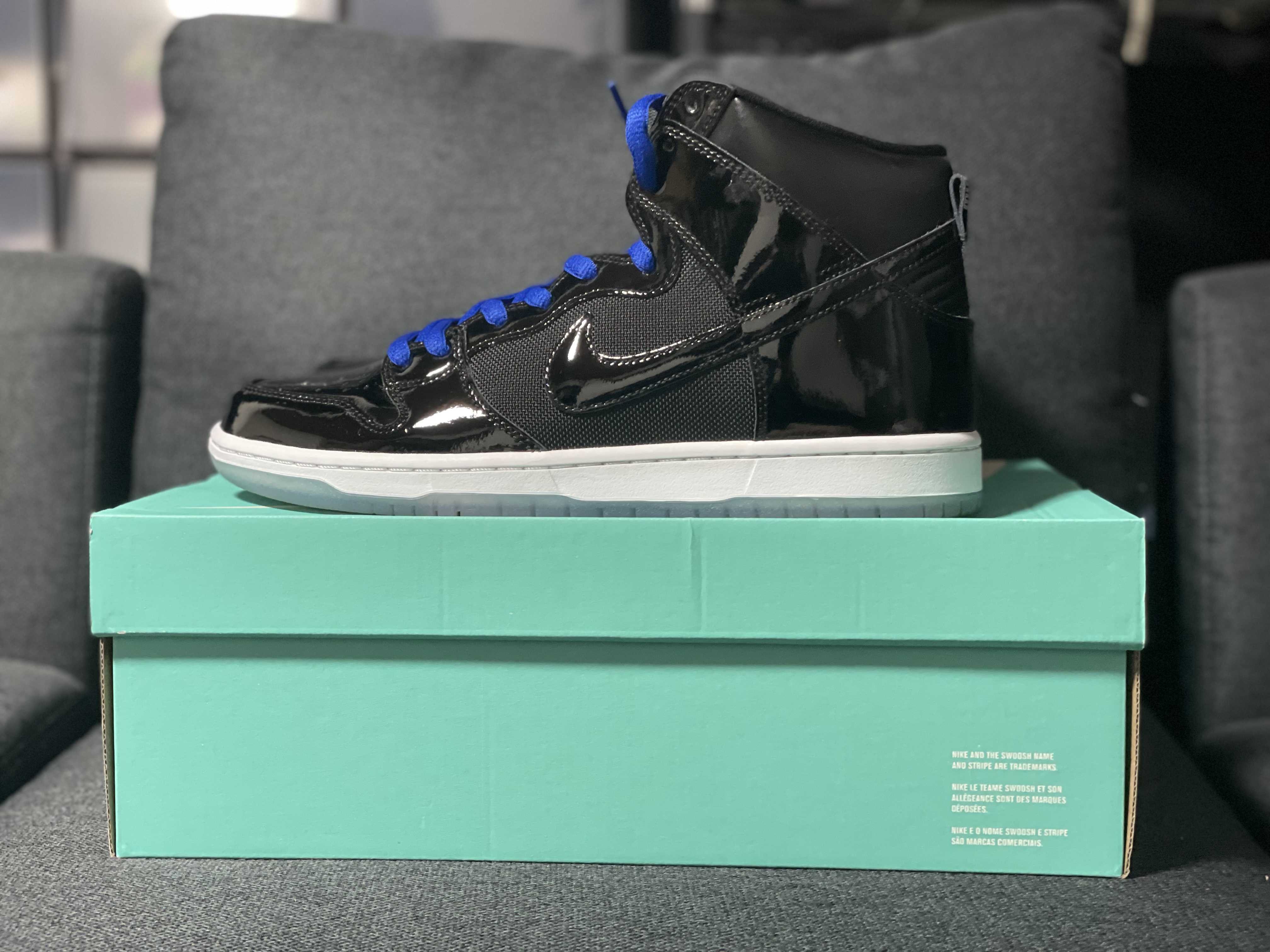 Nike SB Dunk High "Space Jam"