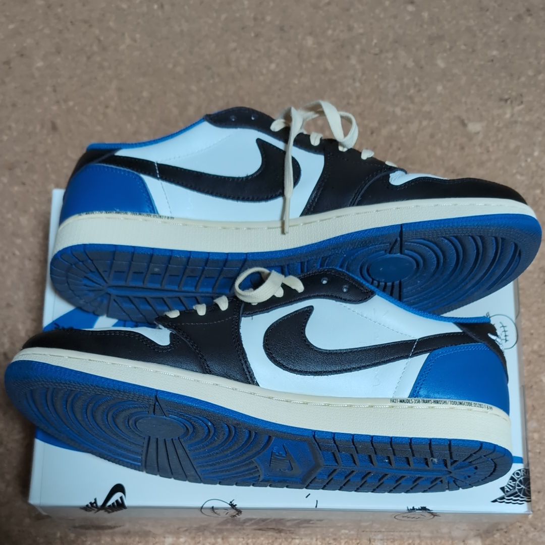 Travis Scott × fragment design × Nike Air Jordan 1 Low OG SP "Military Blue"