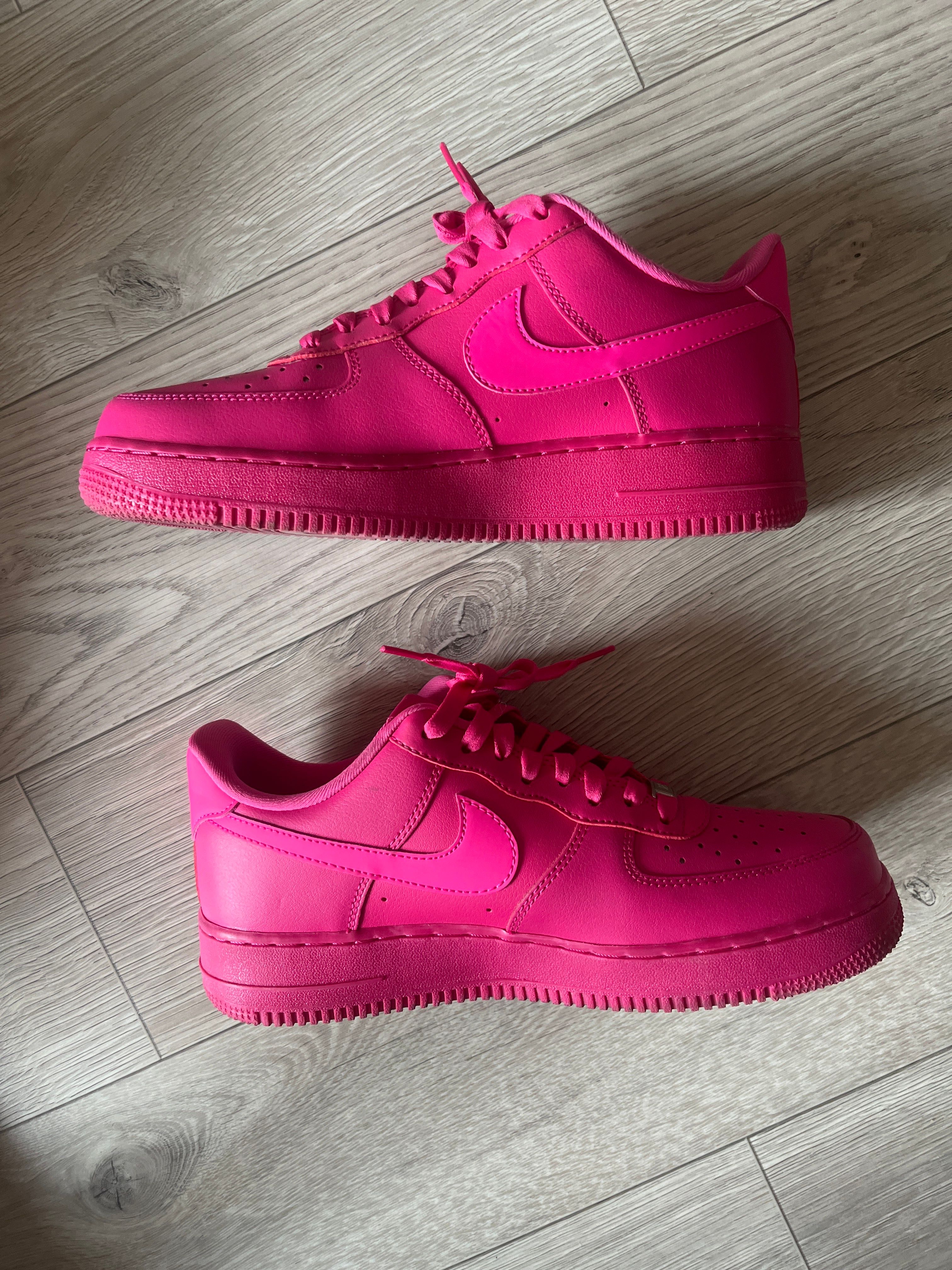 Nike Women's Air Force 1 '07 "Fireberry"