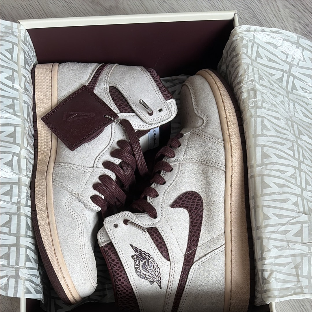 A Ma Maniere × Nike Air Jordan 1 Retro High OG "Sail and Burgundy"