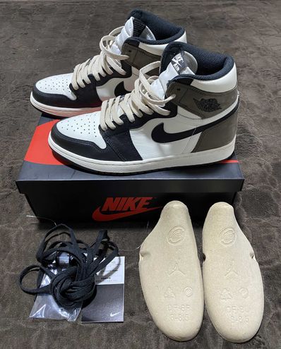 Nike Air Jordan 1 High OG "Sail/Dark Mocha/Black"
