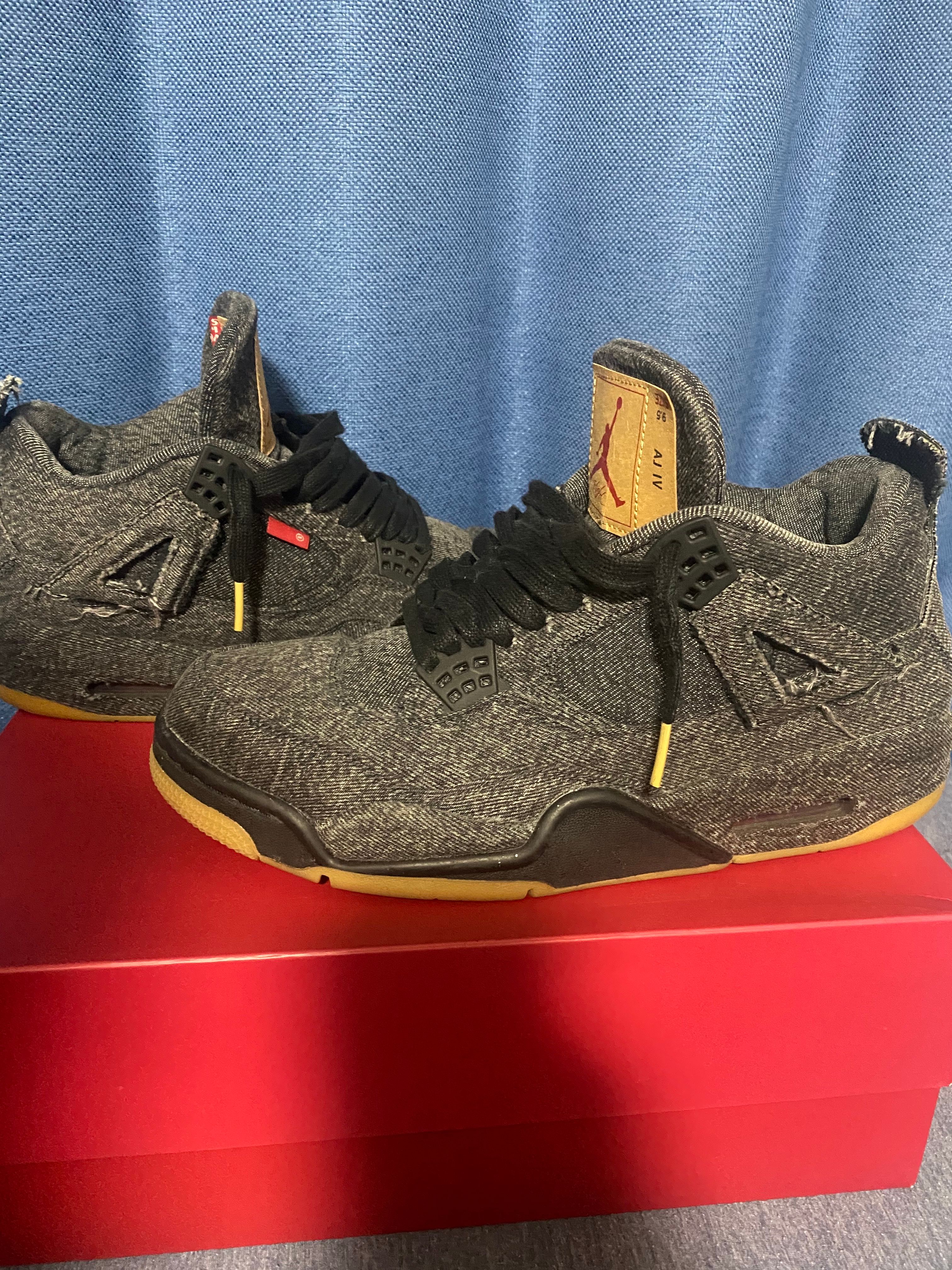 Nike × Levi's Air Jordan 4 "Black Denim" (Tag: ®)
