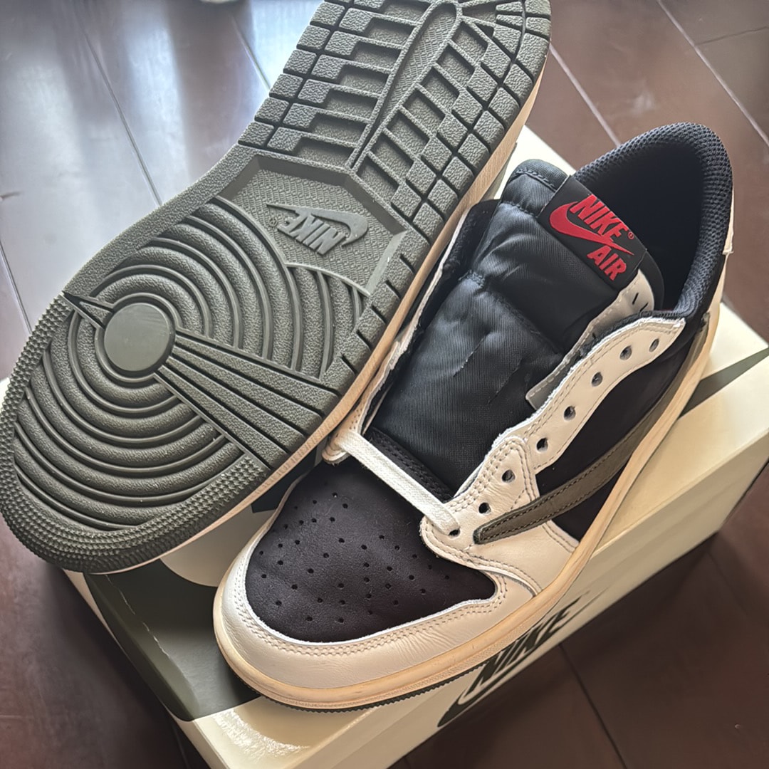 Travis Scott × Nike Women's Air Jordan 1 Low OG "Medium Olive"