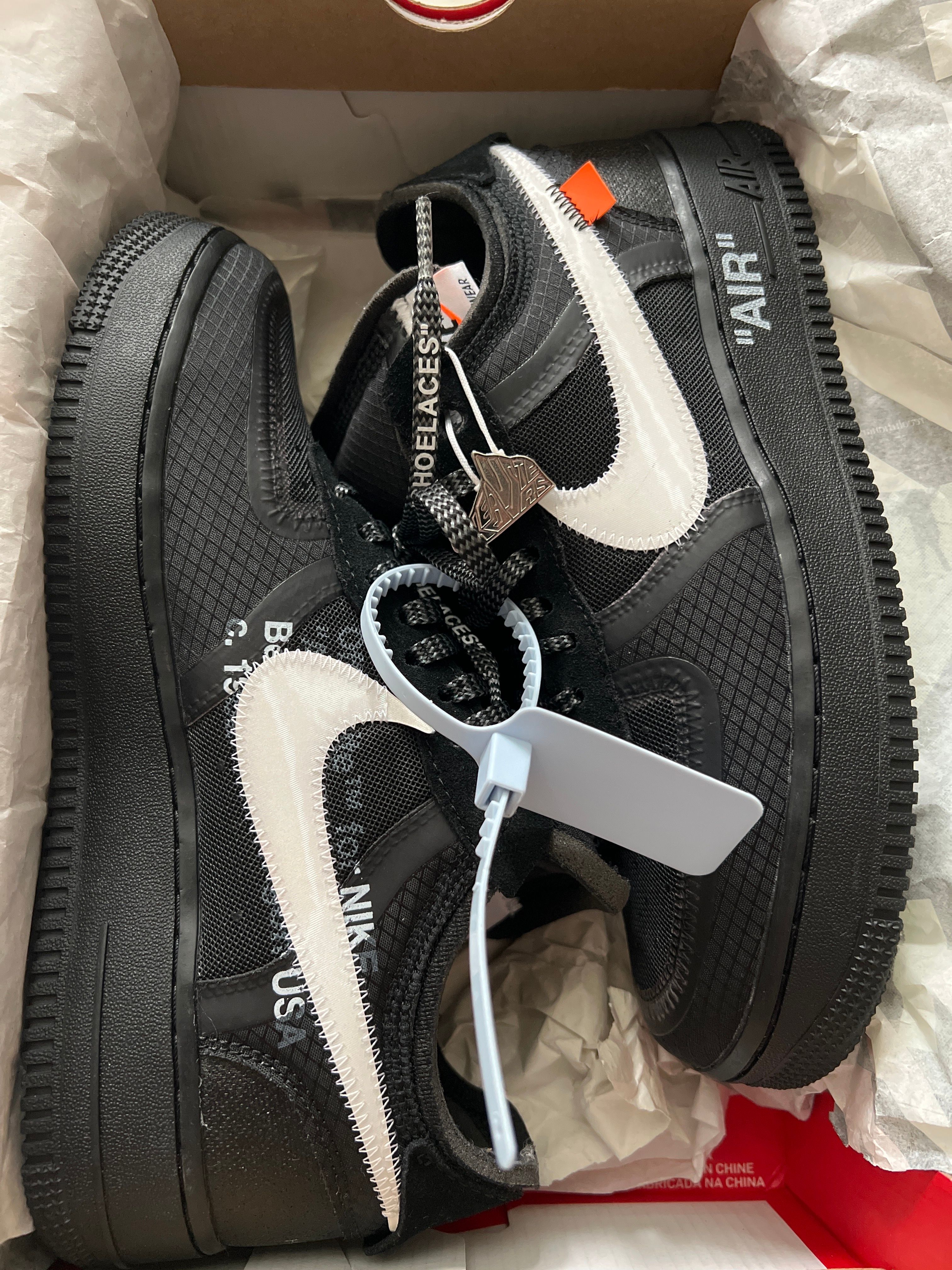 Off-White × Nike Air Force 1 Low "Black"