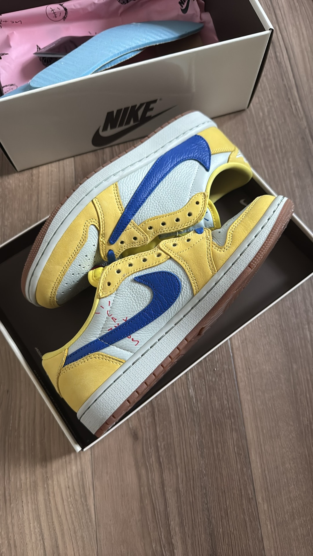 Travis Scott × Nike Women's Air Jordan 1 Retro Low OG "Canary"