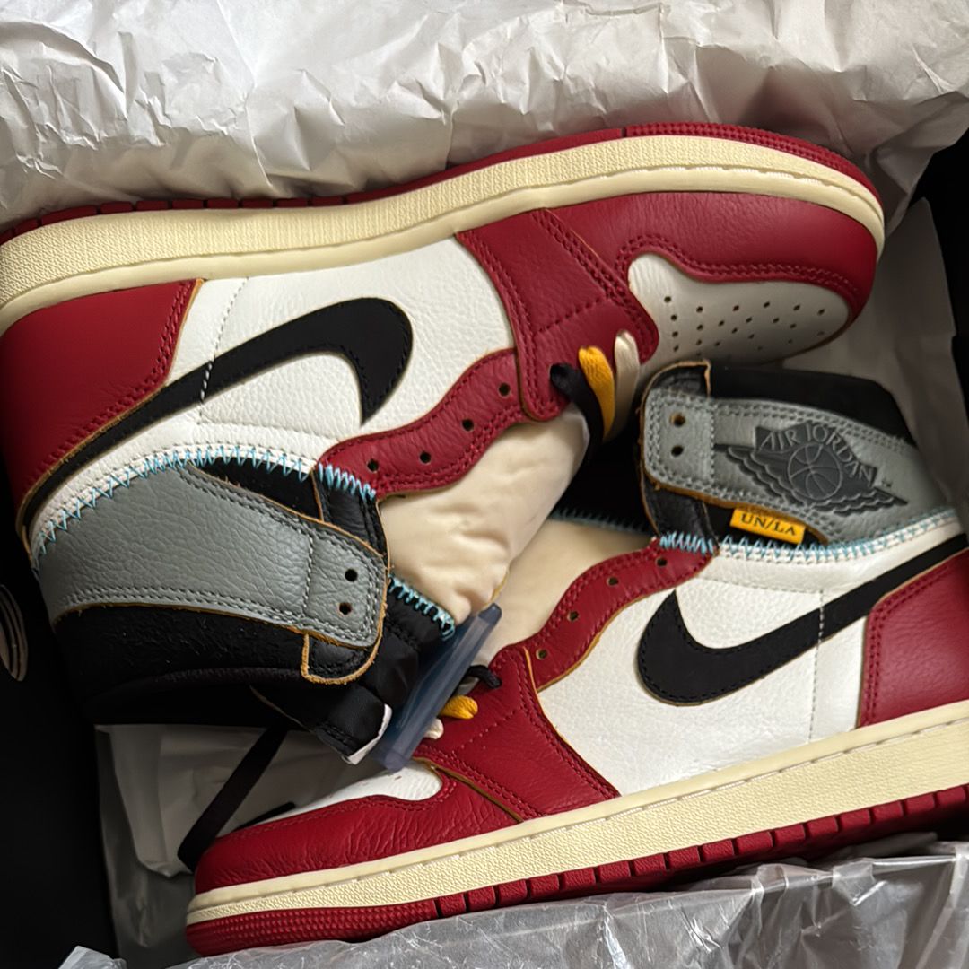 UNION × Nike Air Jordan 1 Retro High OG "Chicago/Shadow"