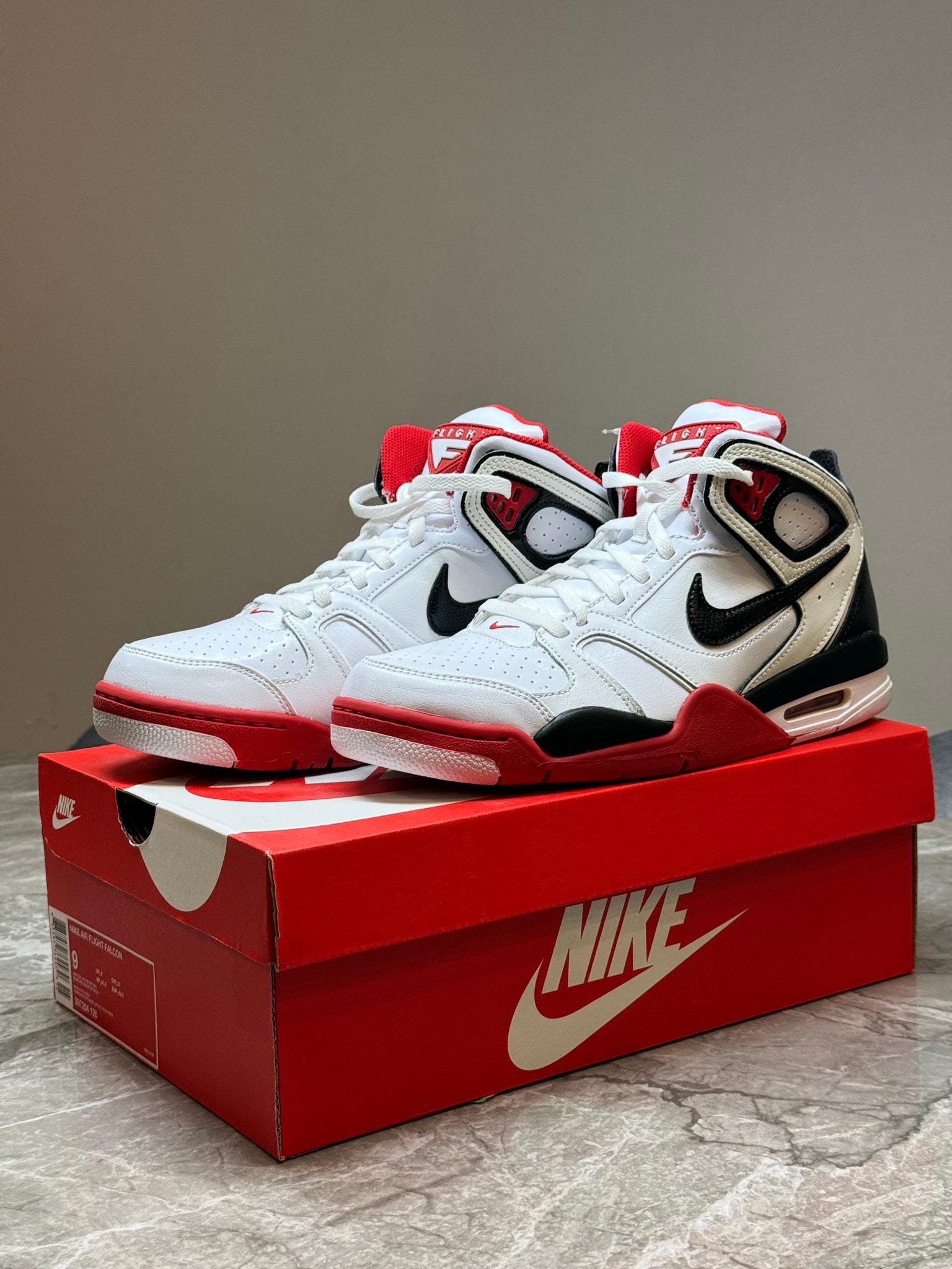 Nike Air Flight Falcon "White/Black"
