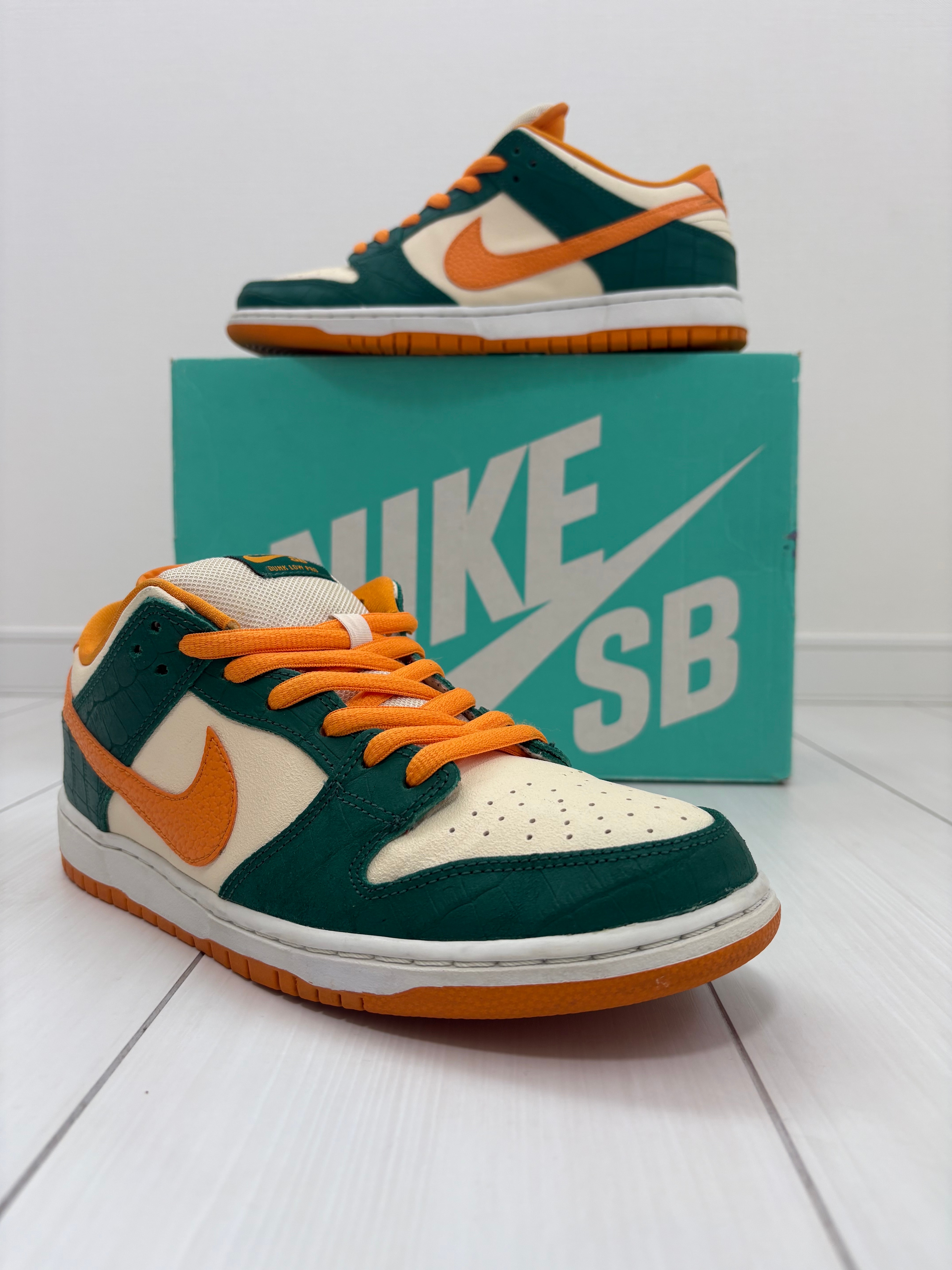 ナイキ SB ダンク ロー 