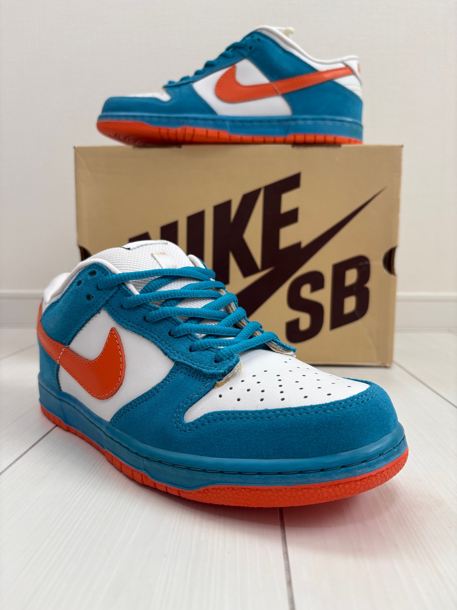 A+ (新品・未使用(ワケあり))】ナイキ SB ダンク ロー EMB 