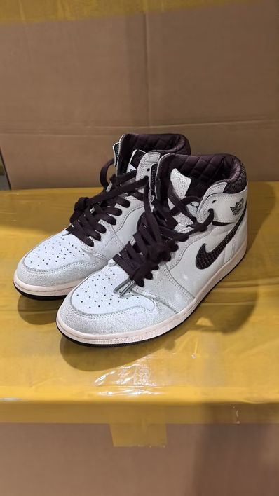 A Ma Maniere × Nike Air Jordan 1 Retro High OG "Sail and Burgundy"
