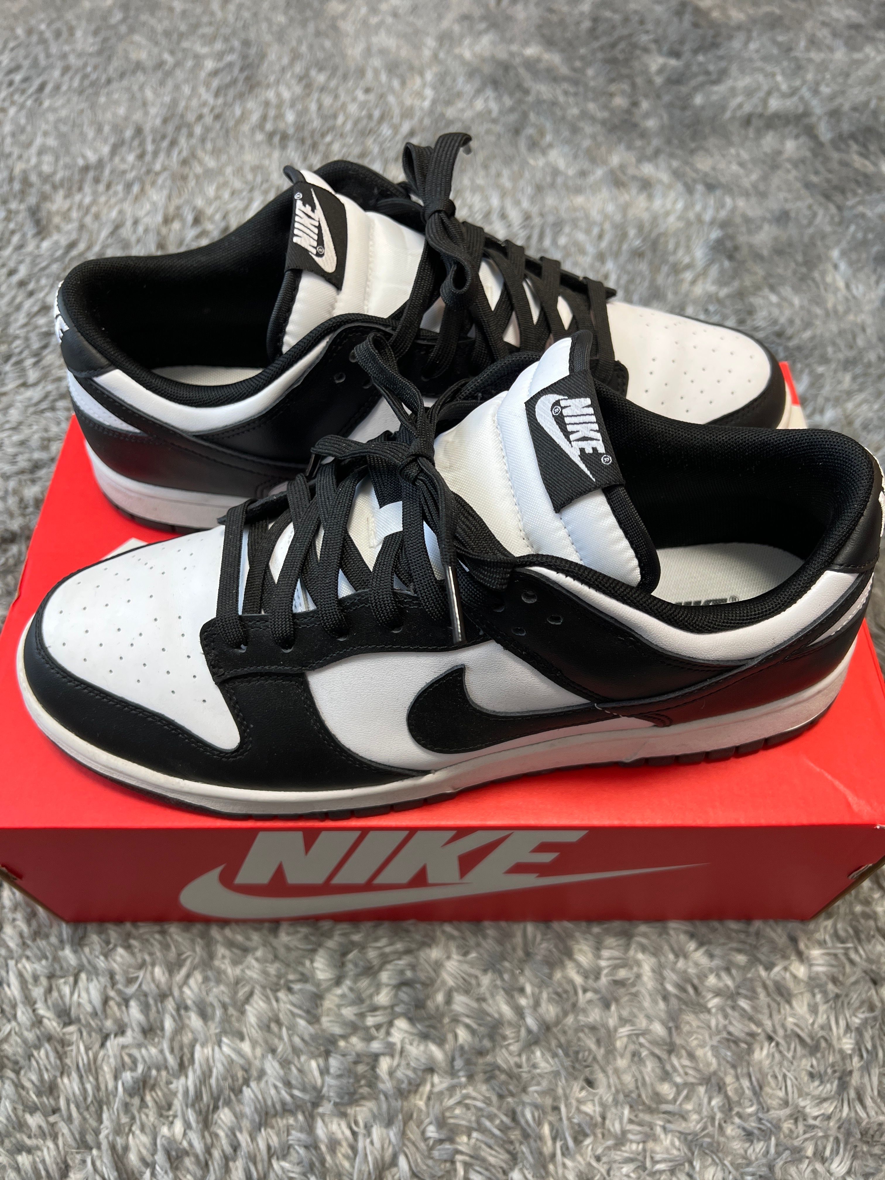 Nike Dunk Low Retro "Panda/White/Black"