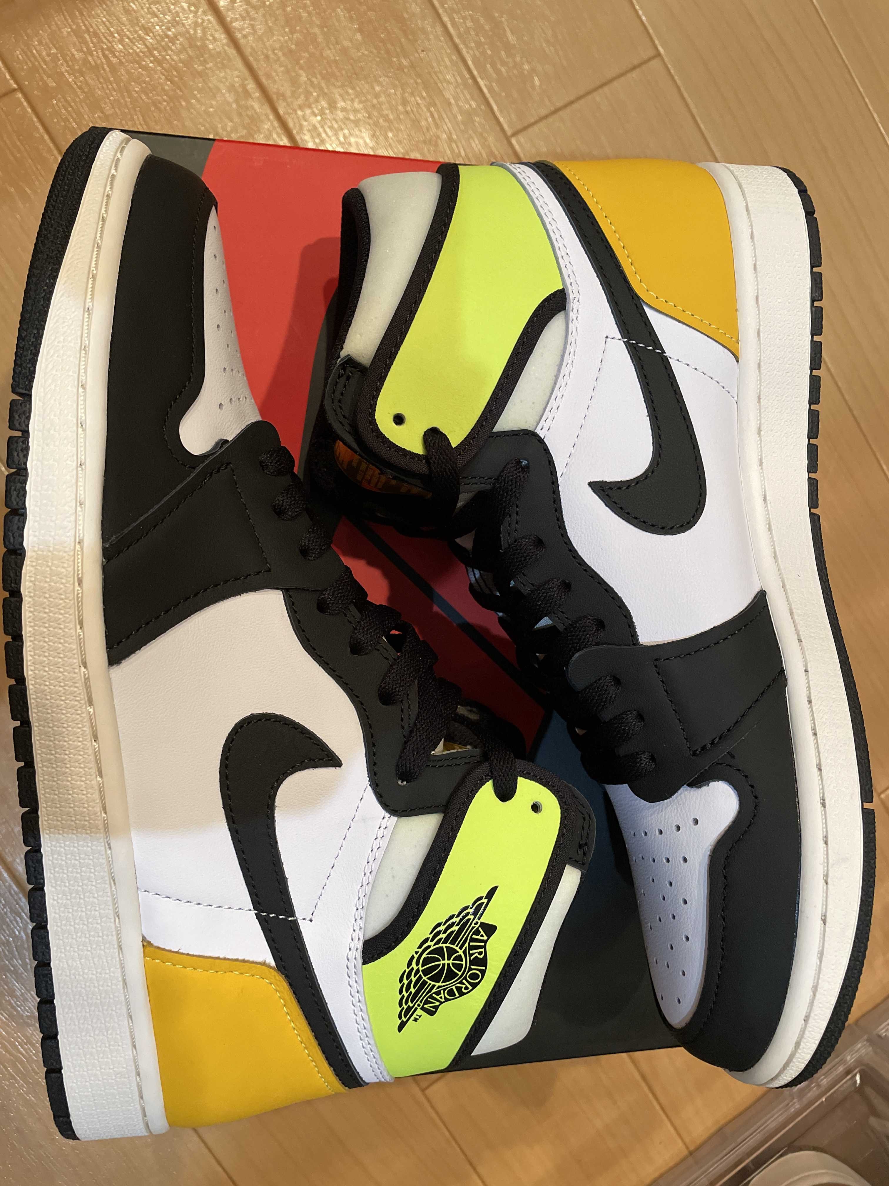 Nike Air Jordan 1 High OG "Volt Gold"