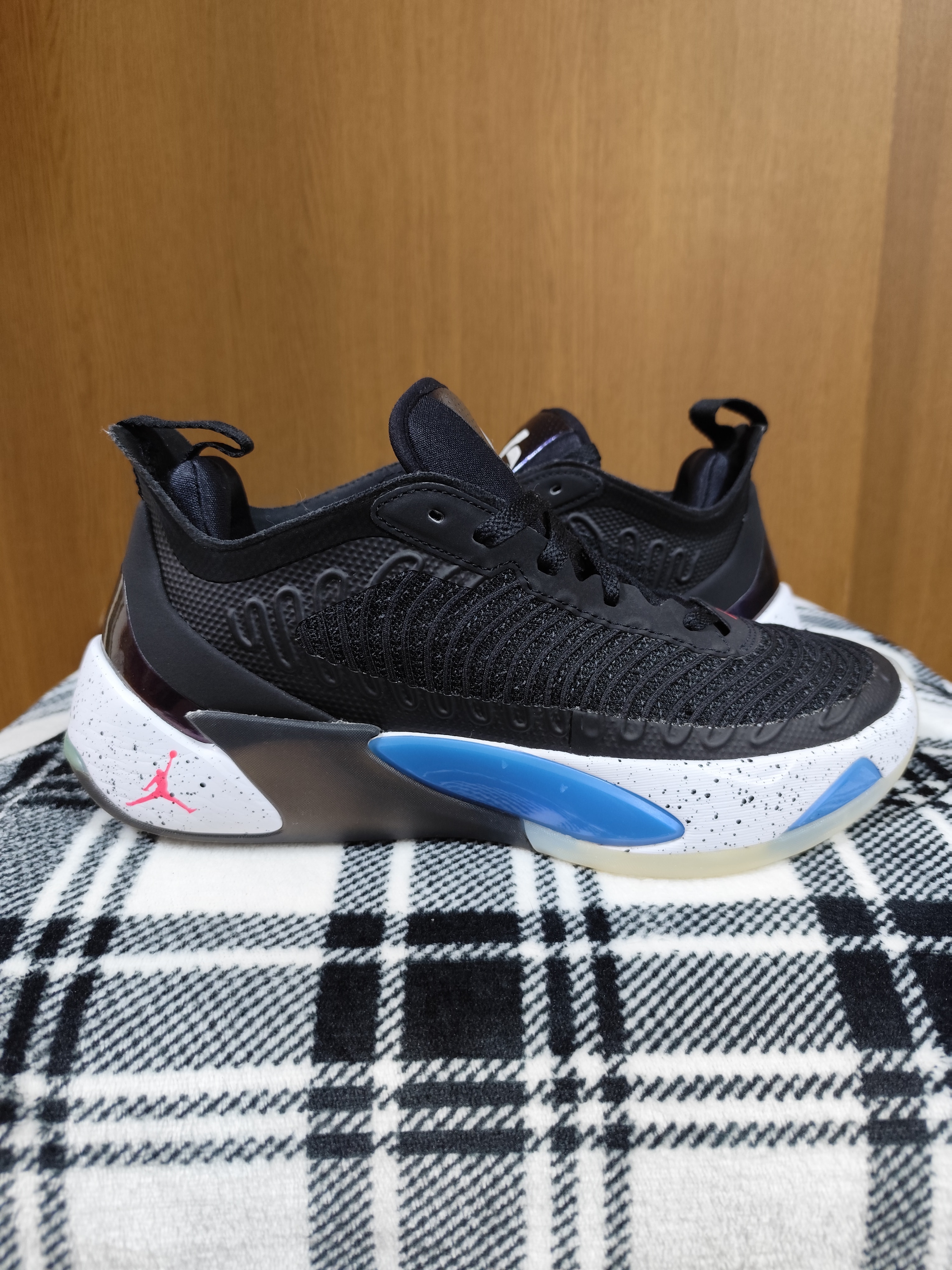Jordan Luka 1 "Black/Metallic Silver"