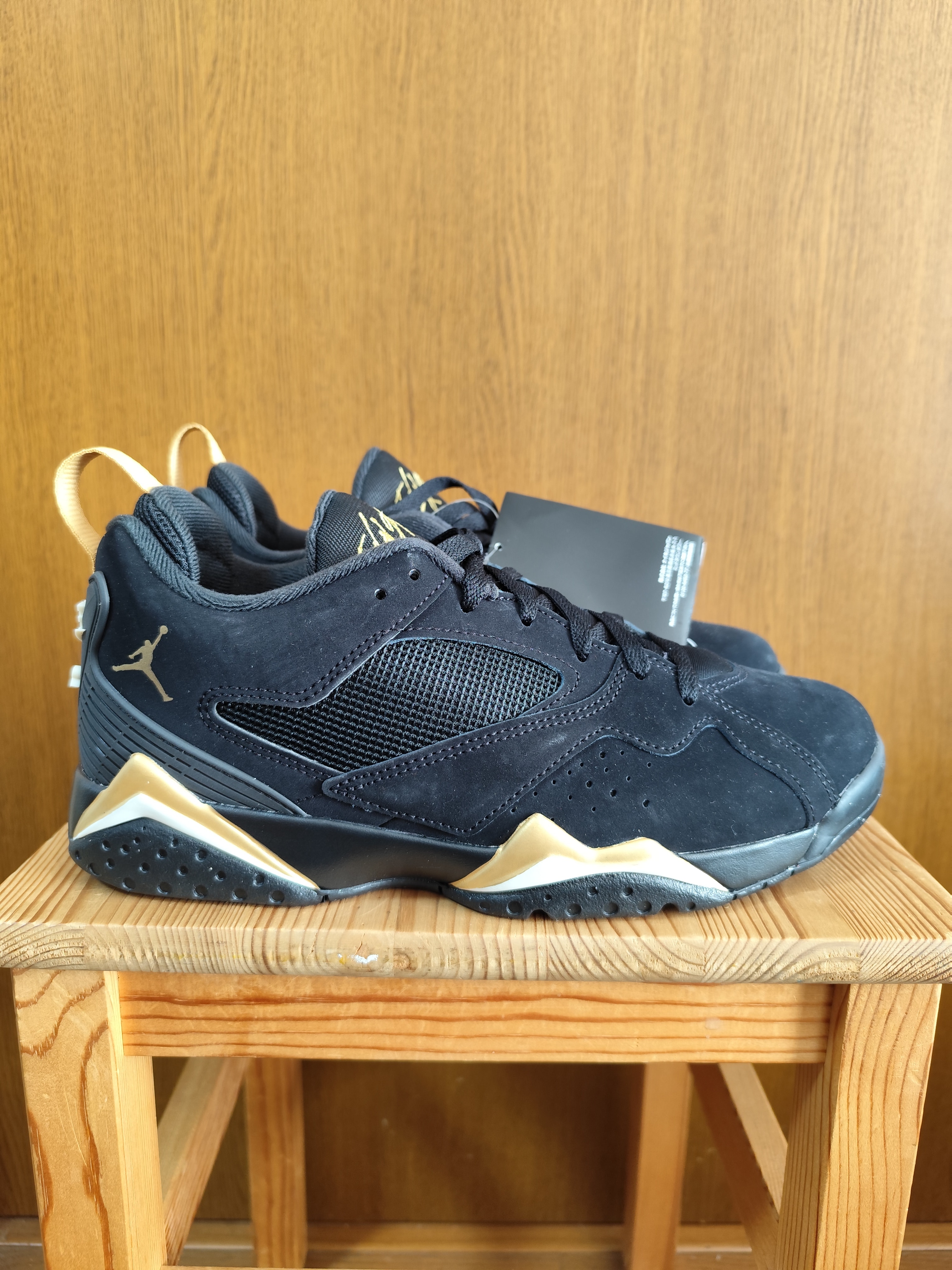 ナイキ エアジョーダン MVP 92 "ゴールデンモーメンツ"