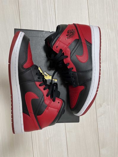 Nike Air Jordan 1 Mid "Bred"