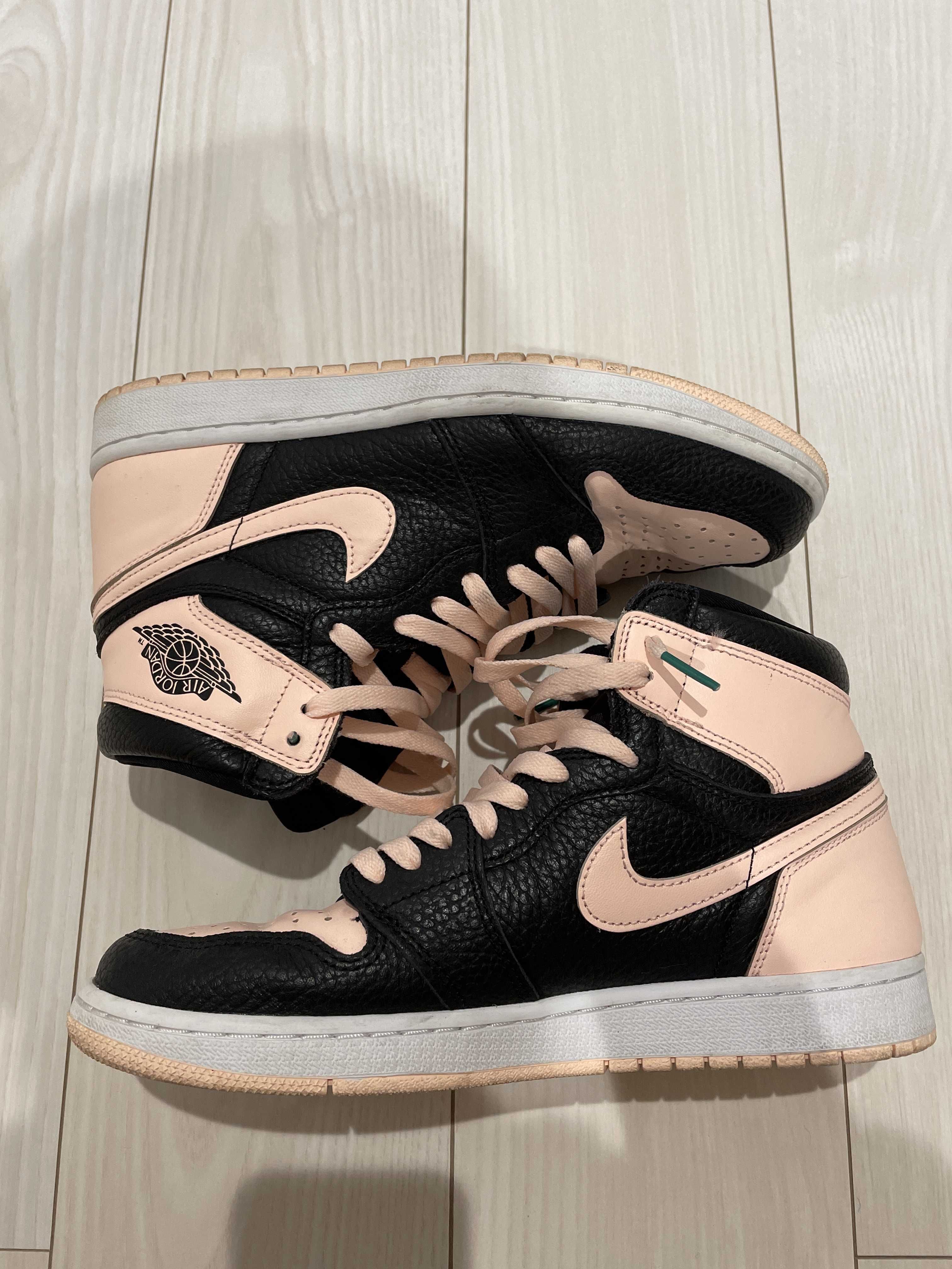 Nike Air Jordan 1 Retro High OG "Crimson Tint"