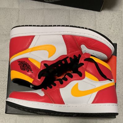 Nike Air Jordan 1 High OG "Light Fusion Red"