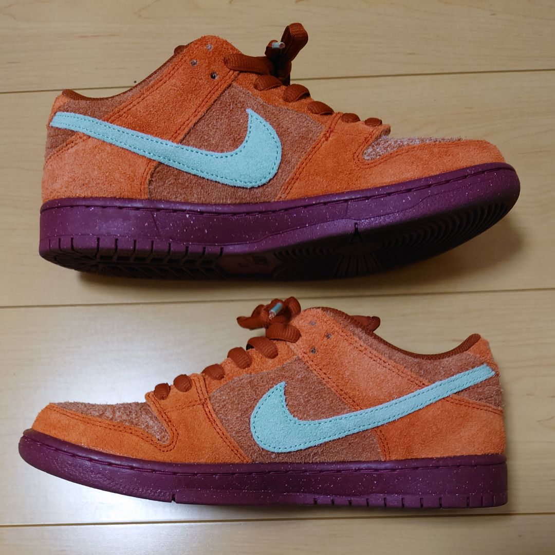 Nike SB Dunk Low Pro PRM "Mystic Red and Rosewood"