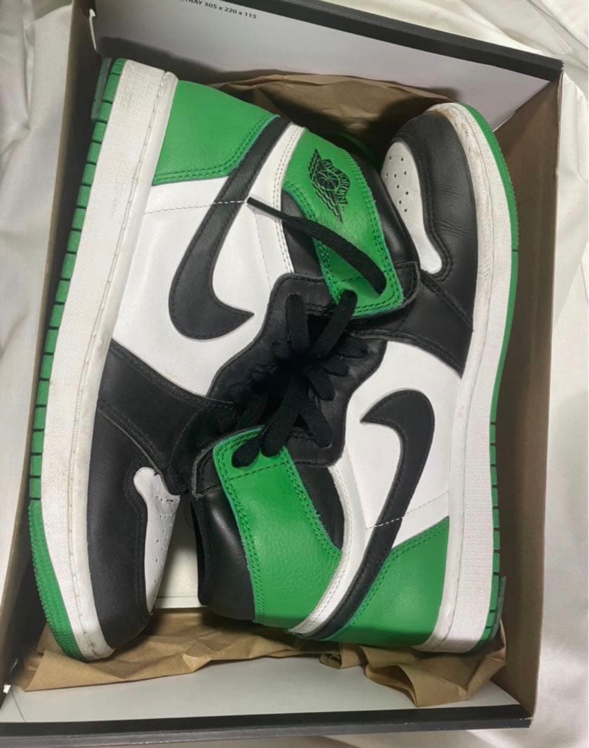 Nike Air Jordan 1 Retro High OG "Celtics/Black and Lucky Green" (2023)