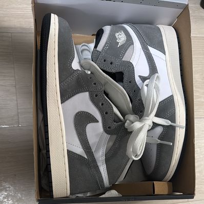 Nike GS Air Jordan 1 Retro High OG "Black and Smoke Grey"