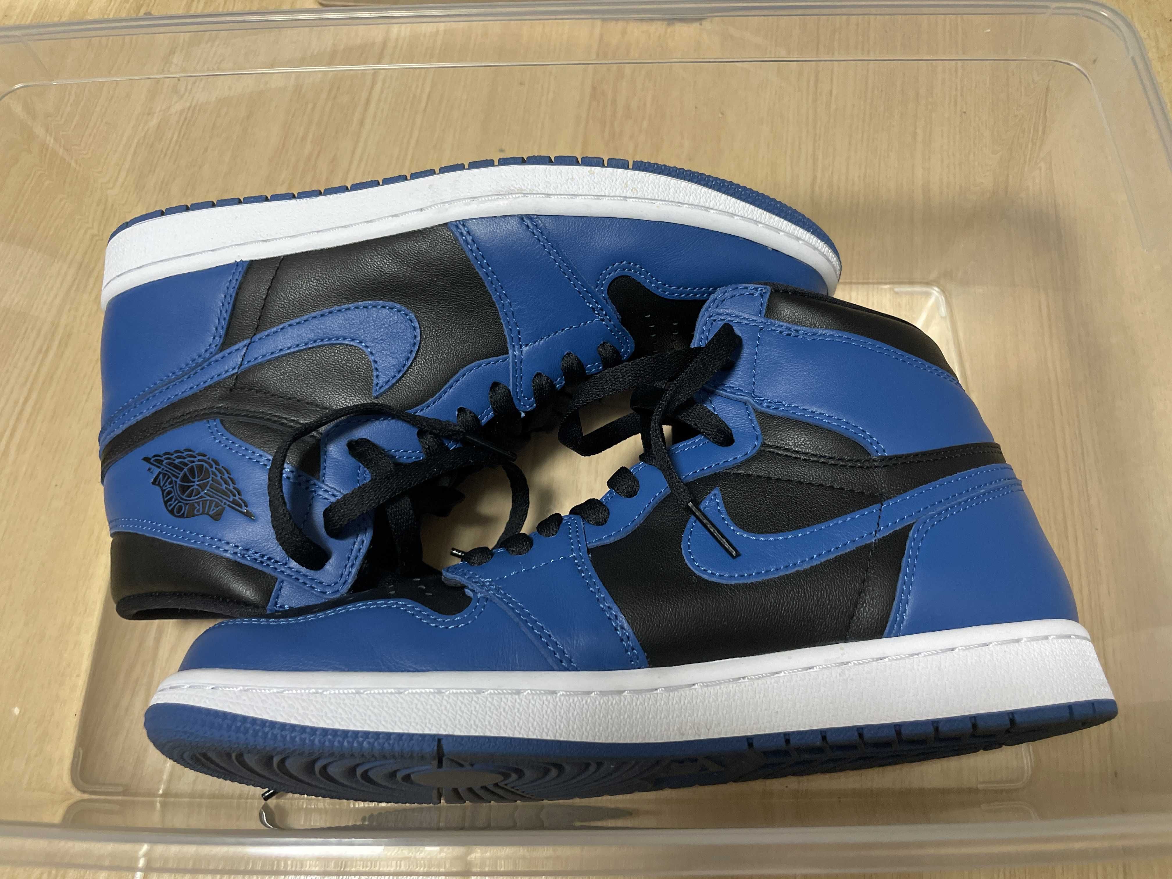 Nike Air Jordan 1 Retro High OG "Dark Marina Blue"