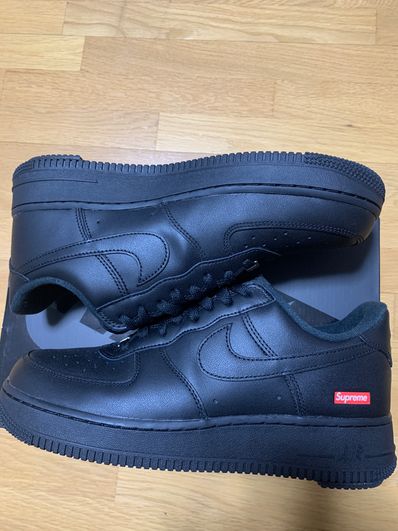 Supreme × Nike Air Force 1 Low "Black"