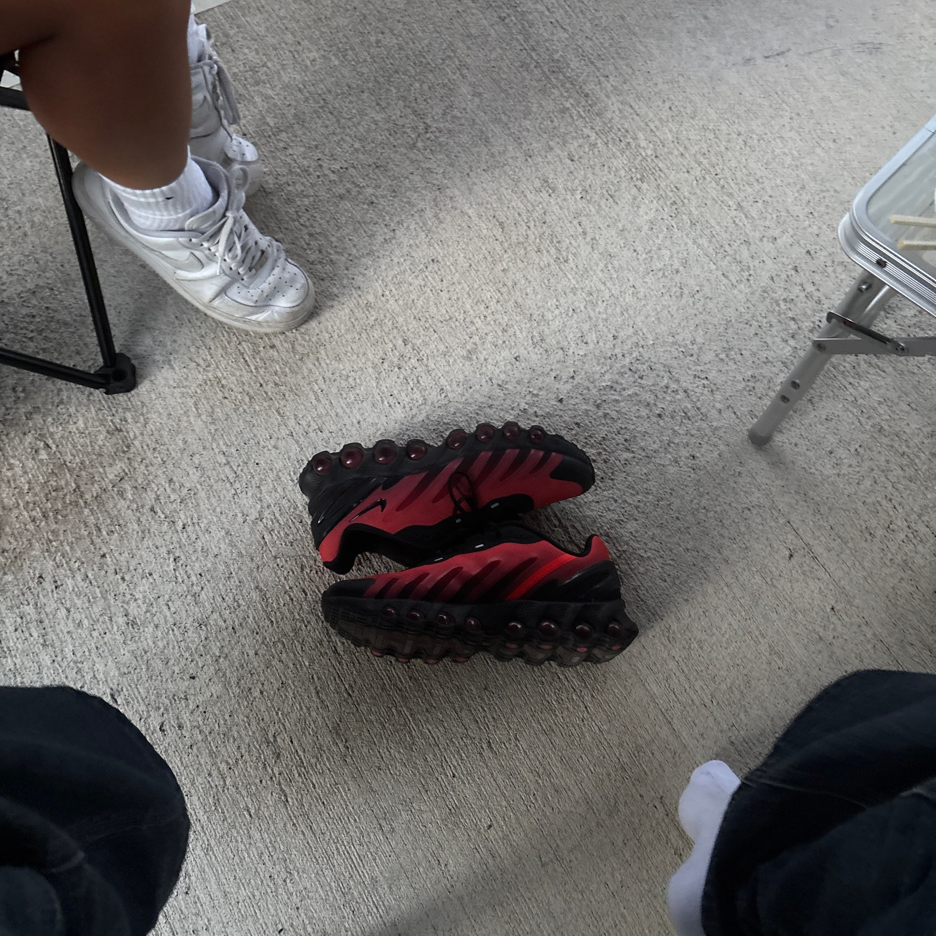 Nike Air Max DN8 "Black/University Red"