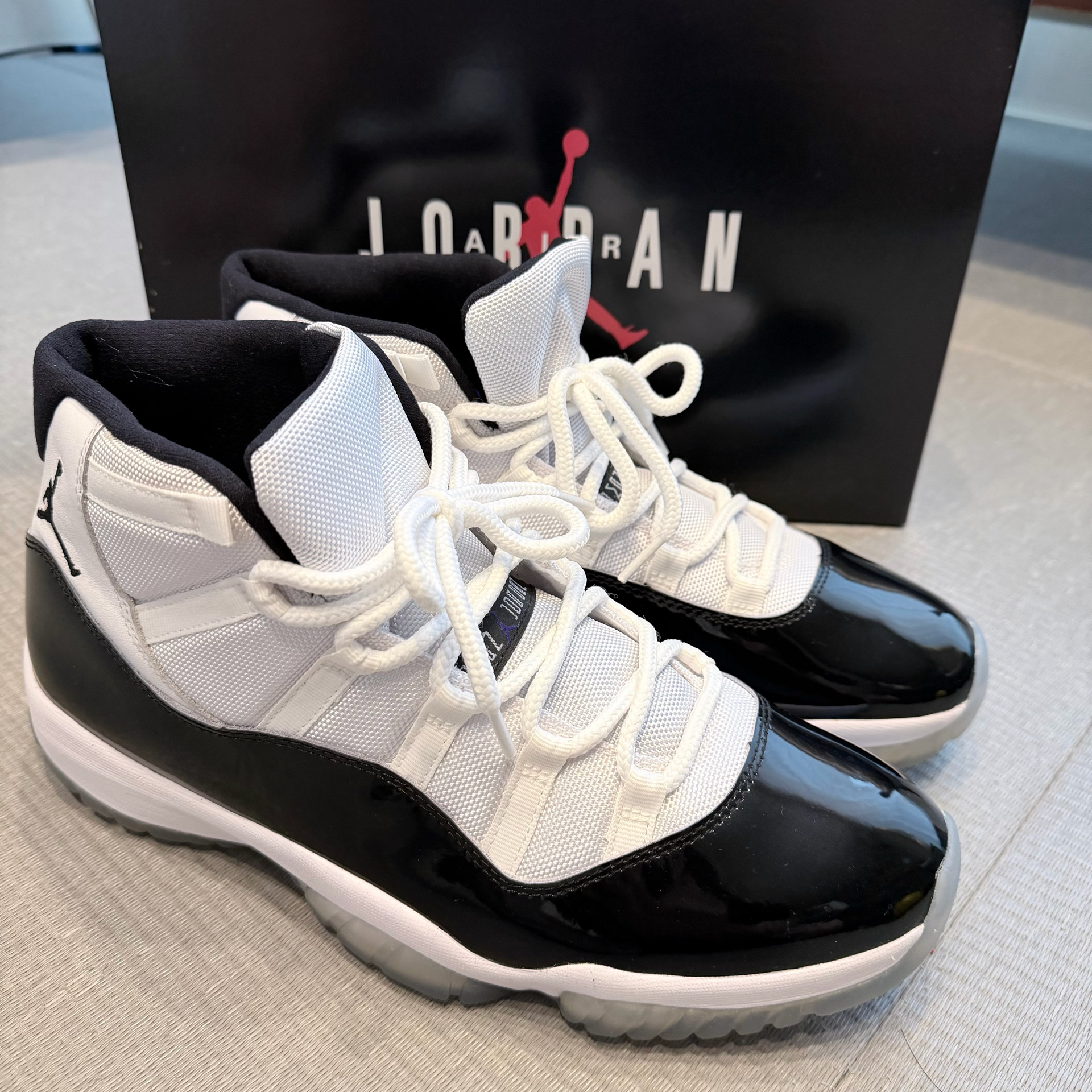 Nike Air Jordan 11 Retro "Concord" (2018)