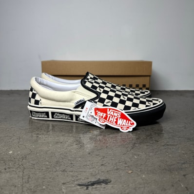 Standard California × VANS Slip On "Black"