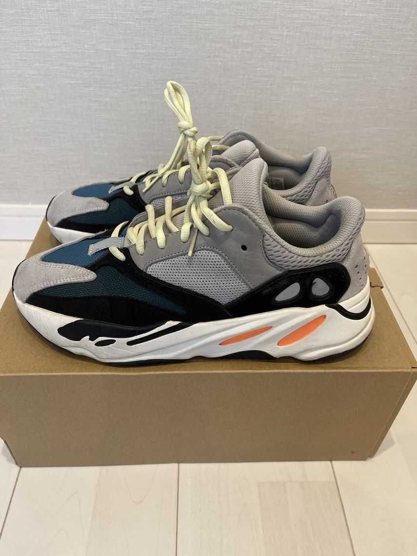 adidas YEEZY Boost 700 "Wave Runner"