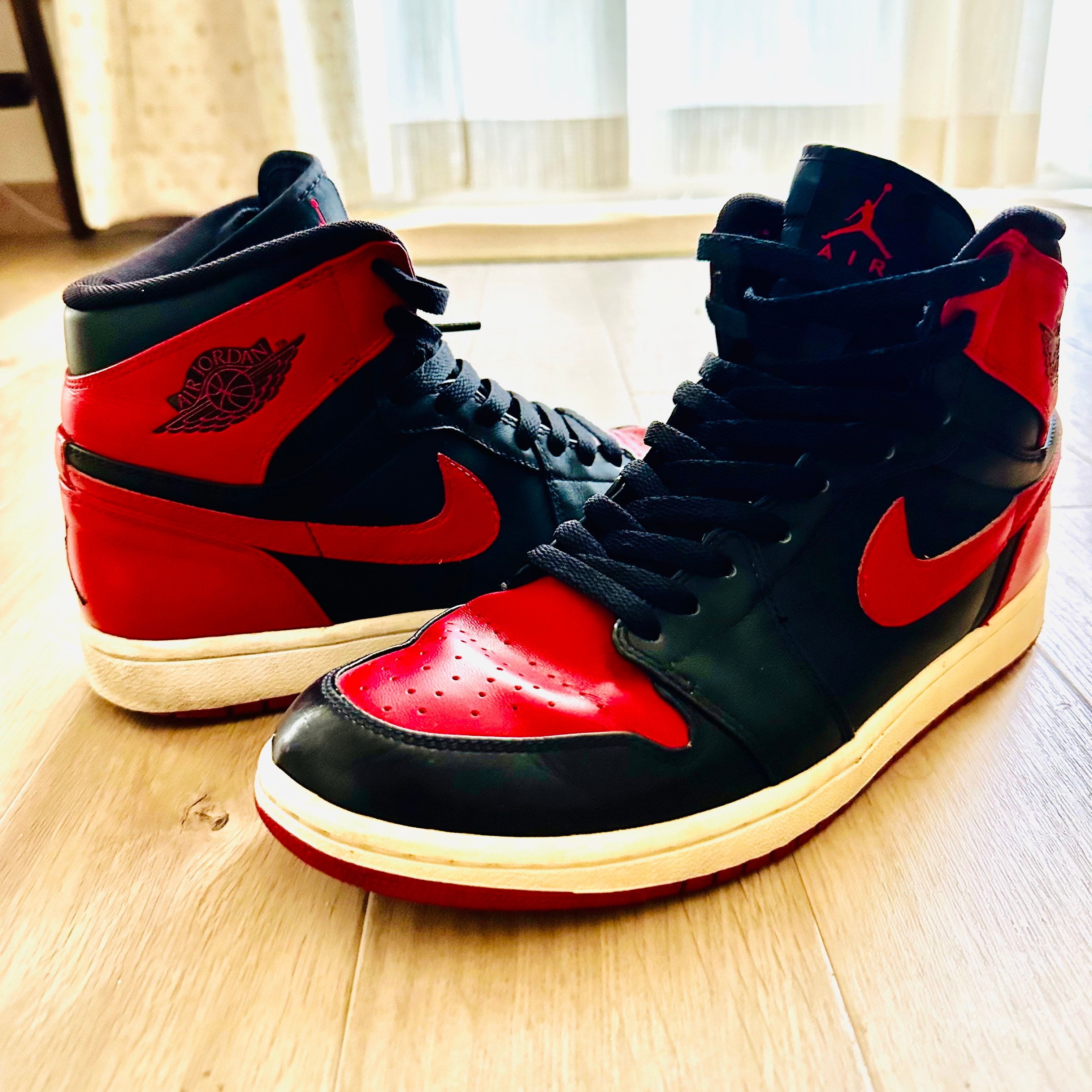 Nike Air Jordan 1 "Defining Moments Pack One 60 Pts" (332550-061/332550-101)