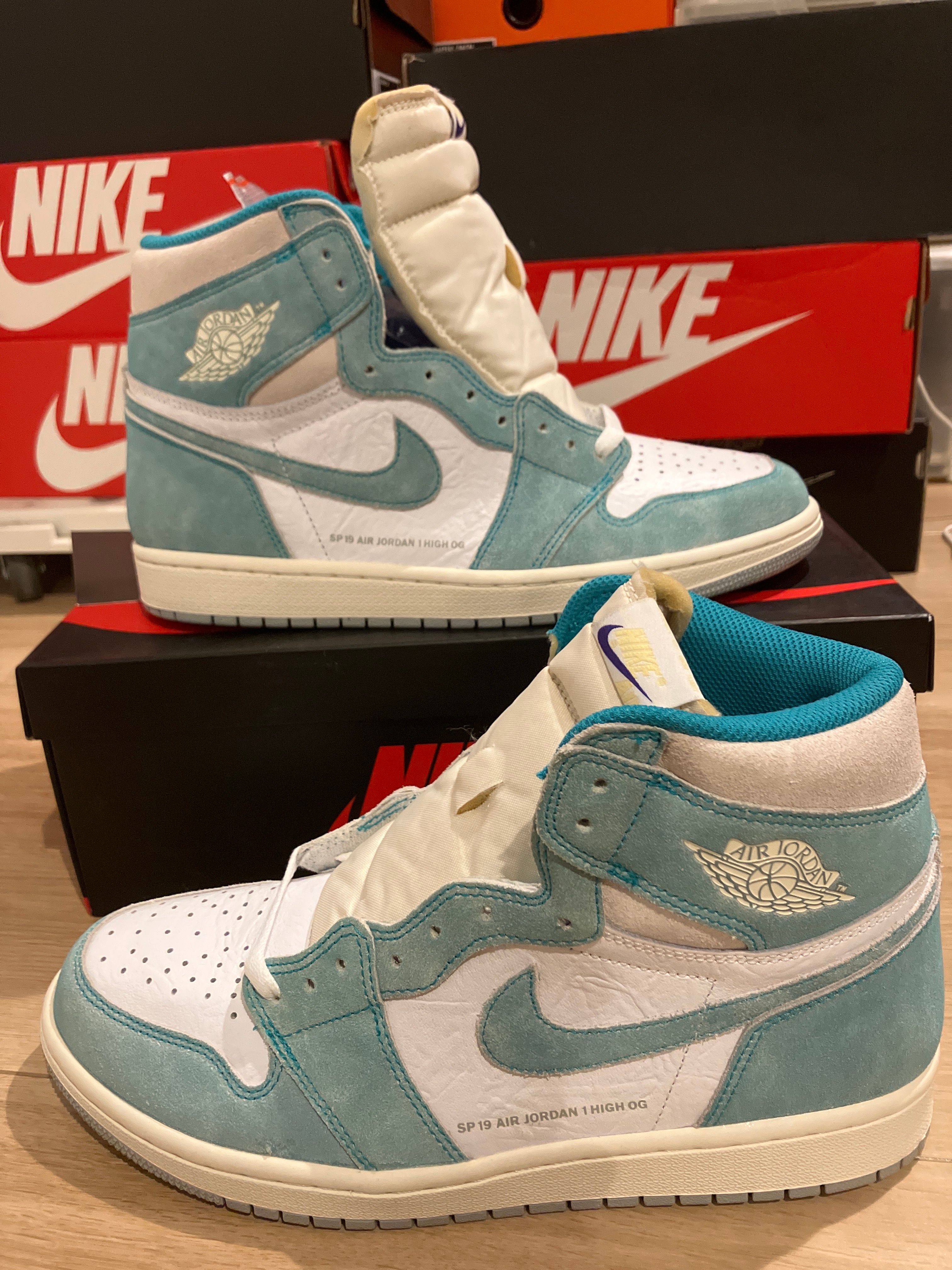 Nike Air Jordan 1 Retro High OG "Turbo Green"